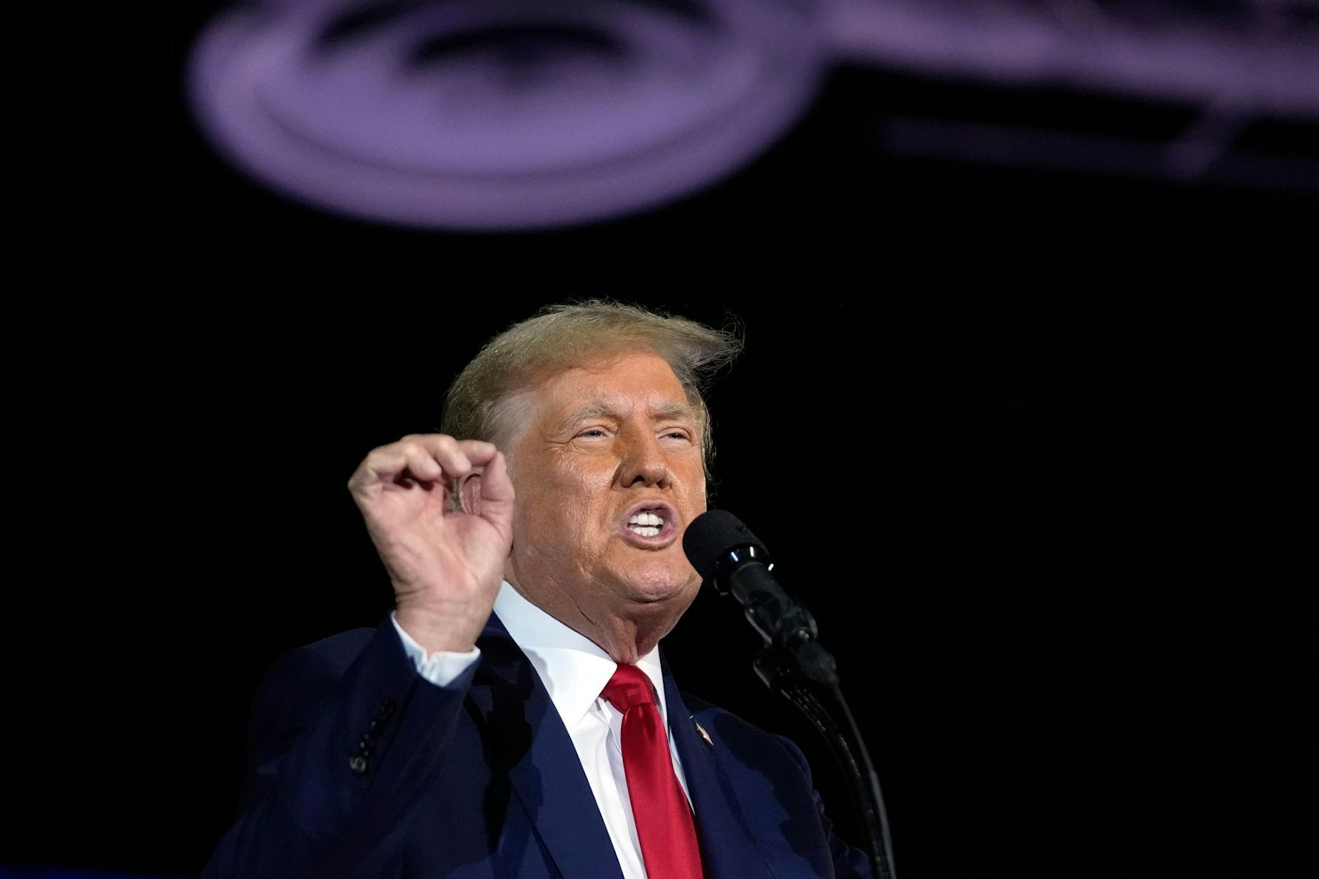 Donald Trump enthüllte jetzt, was er dank seiner neuen Immunitäts-Macht mit seinen politischen Gegnern vorhat.