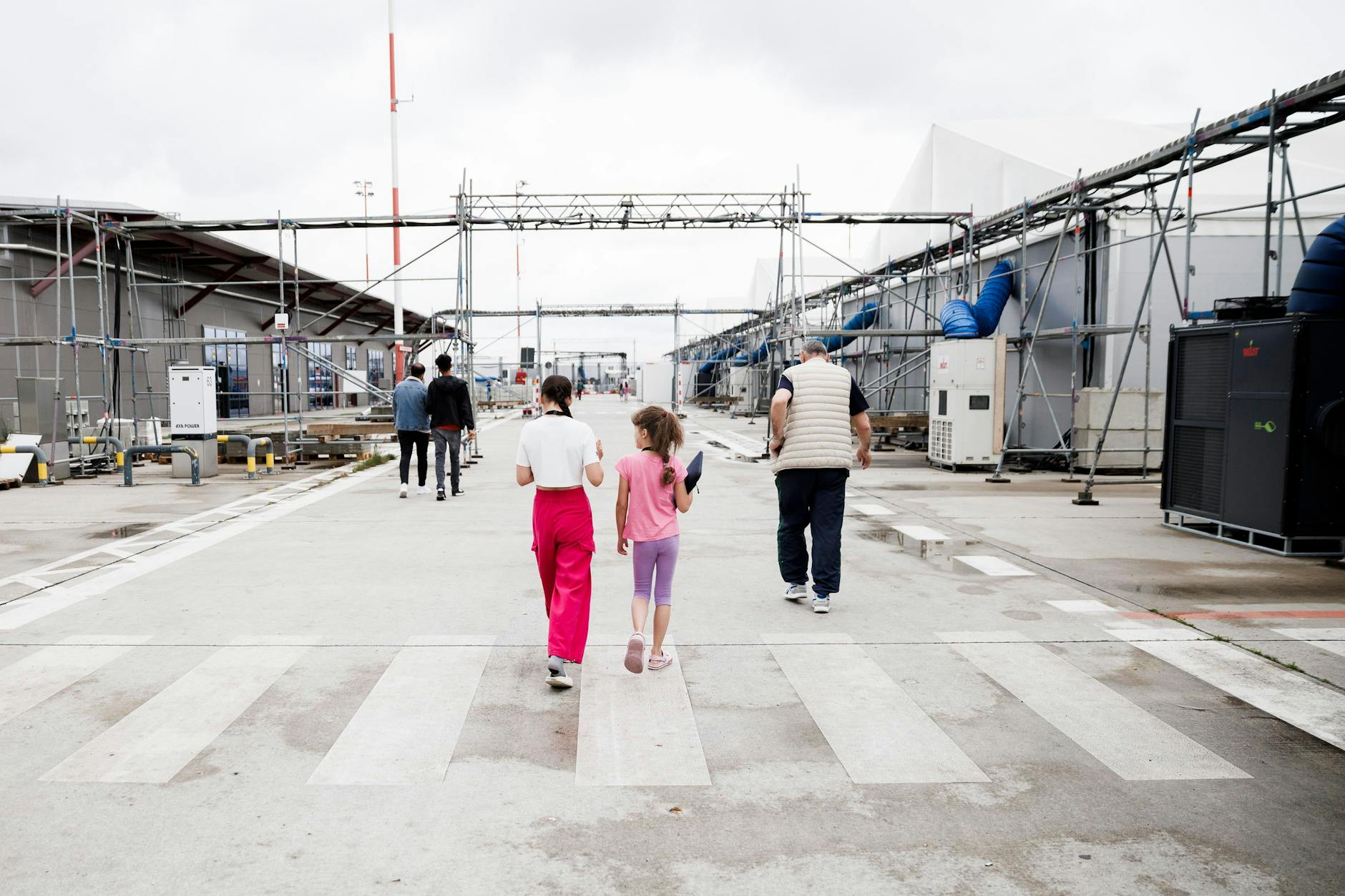 Im Flüchtlingszentrum Tegel sind 938 minderjährige Geflüchtete untergebracht.