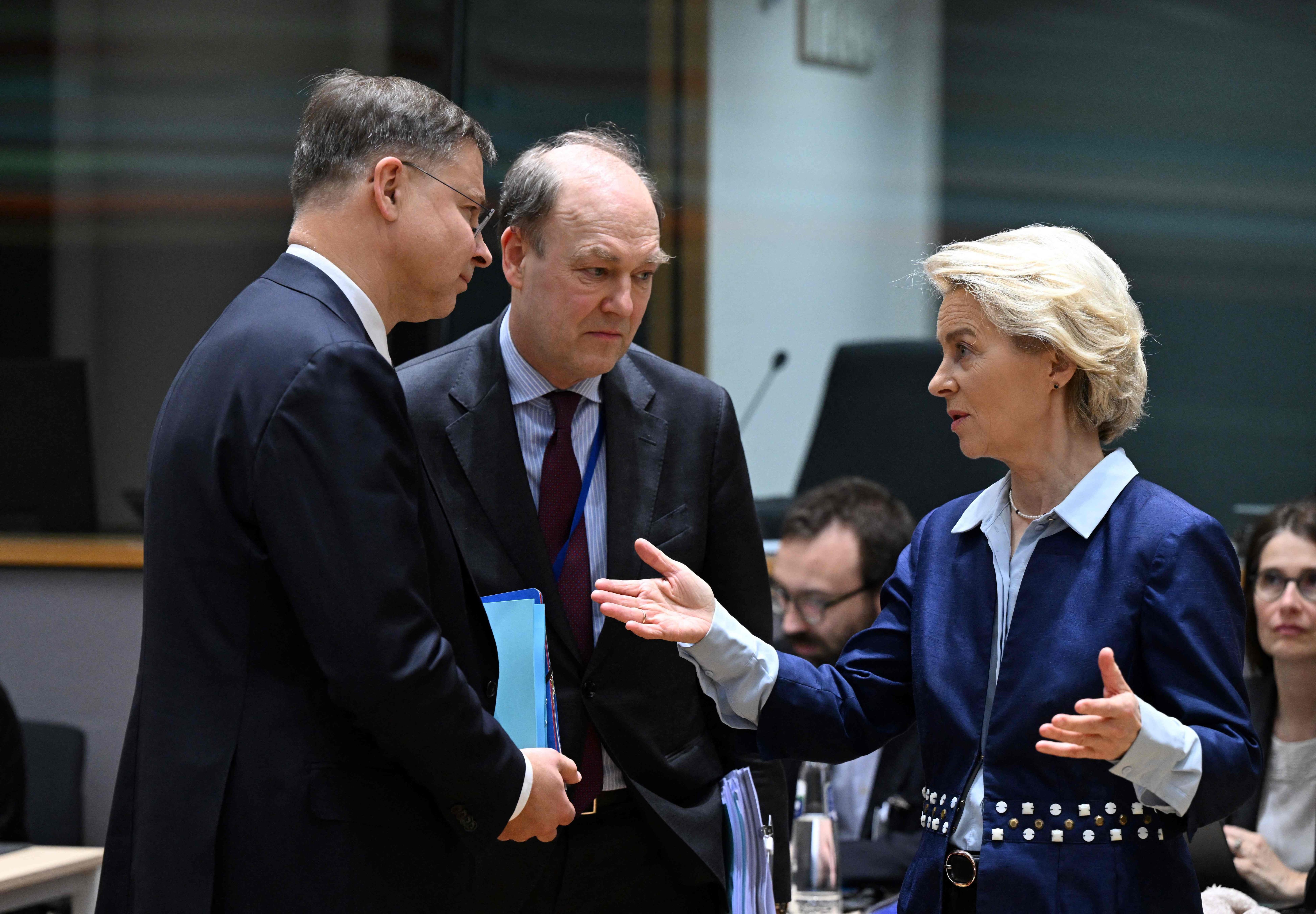 EU beschließt Zölle auf Elektroautos aus China – was bedeutet das?