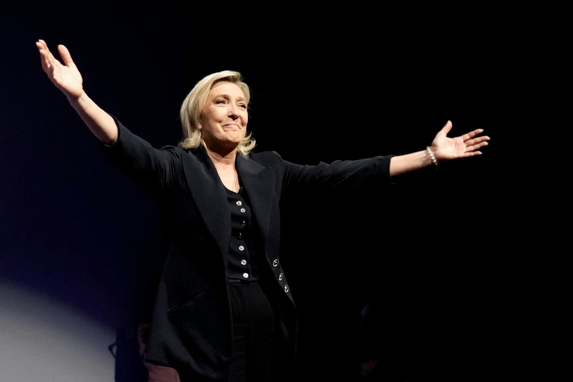 Marine Le Pen hat die Präsidentschaftswahl 2027 fest im Blick.
