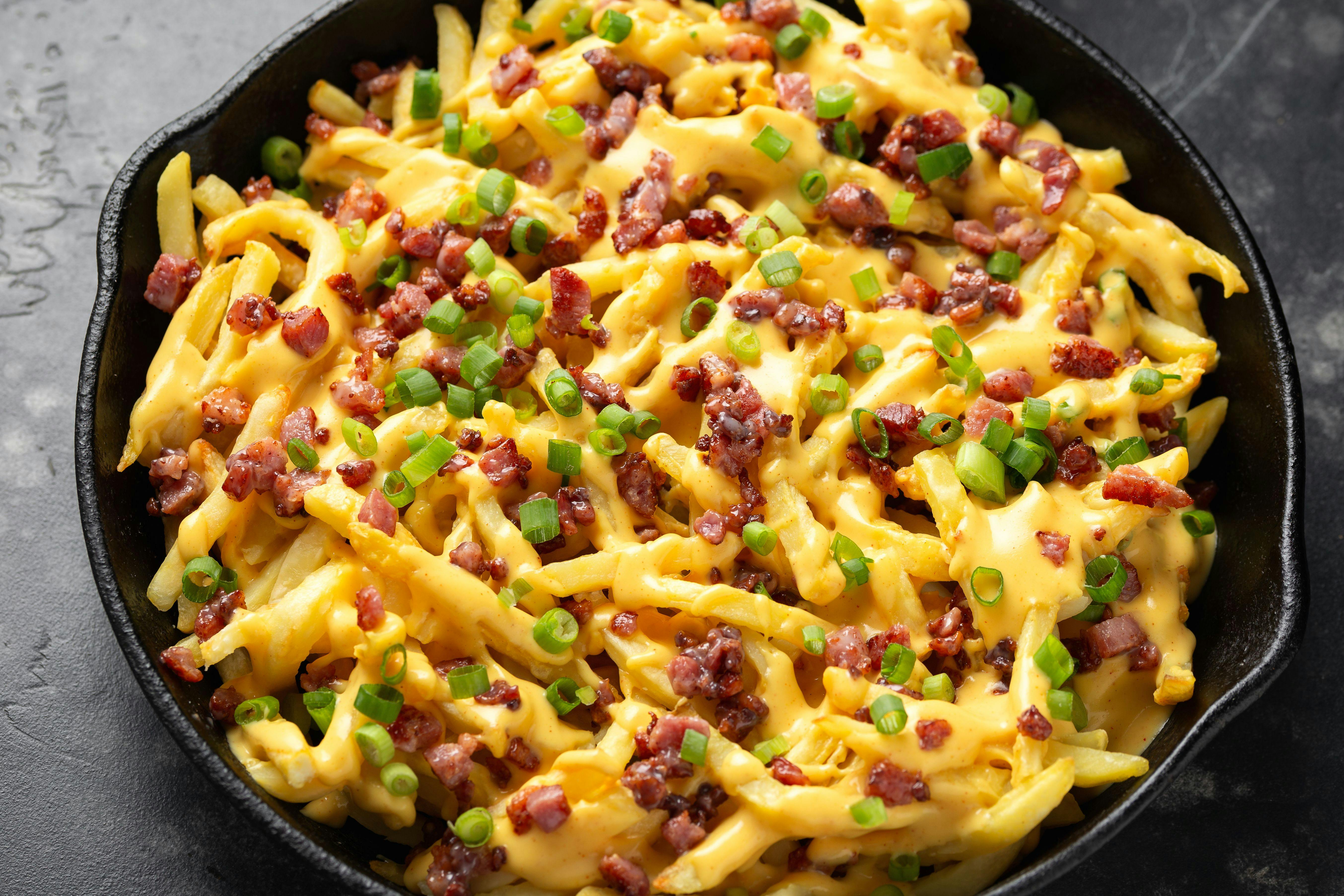 Rezept für Pommes-Auflauf mit Käse und Schinken: Den MÜSSEN Sie testen