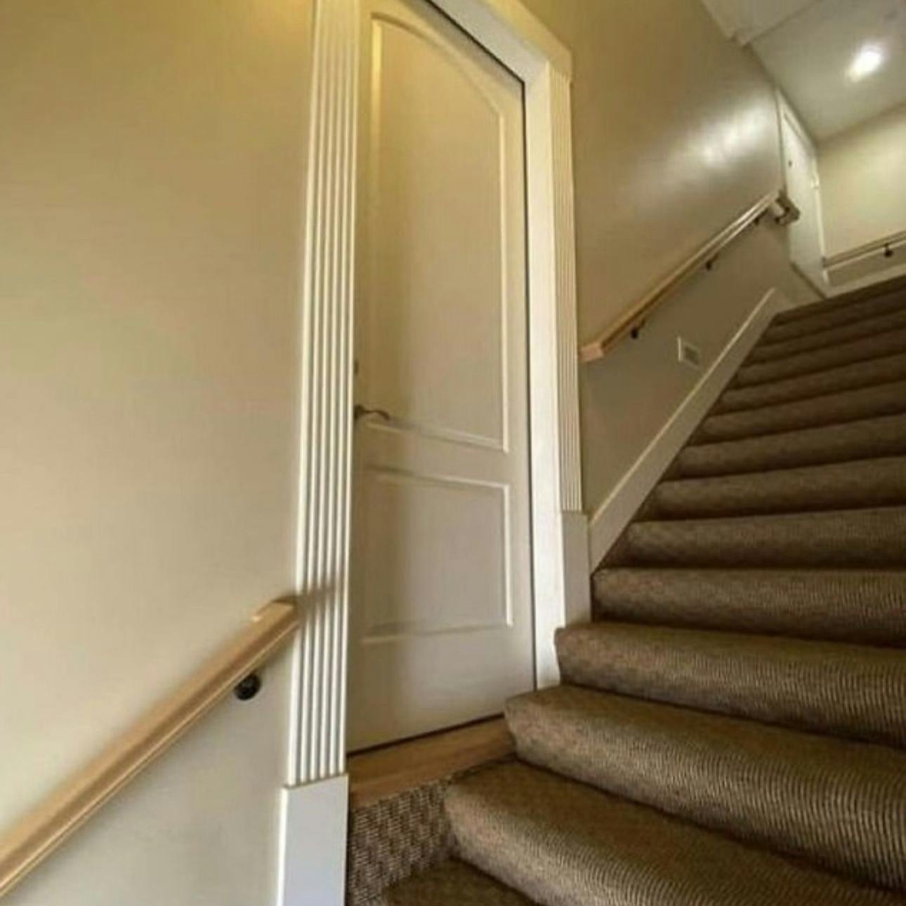 Da wollte die Treppe einem Absatz wohl keinen Platz machen.