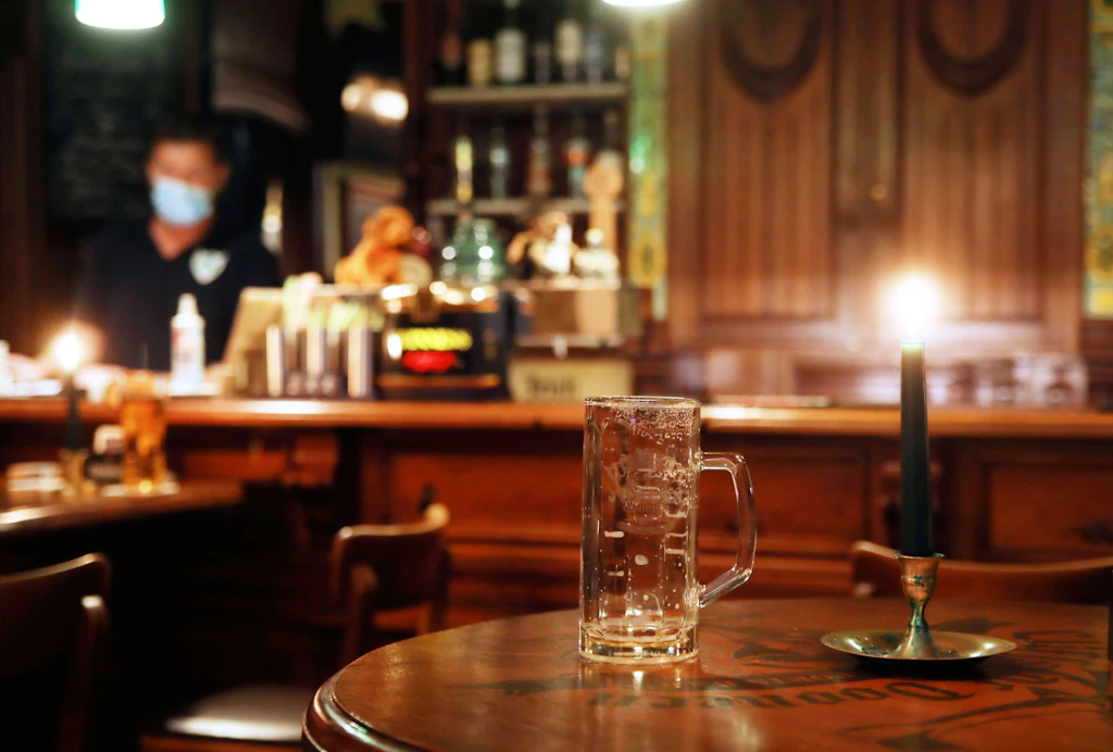 Neukölln'deki kült pub, izin eksikliği nedeniyle bir süreliğine kapalı