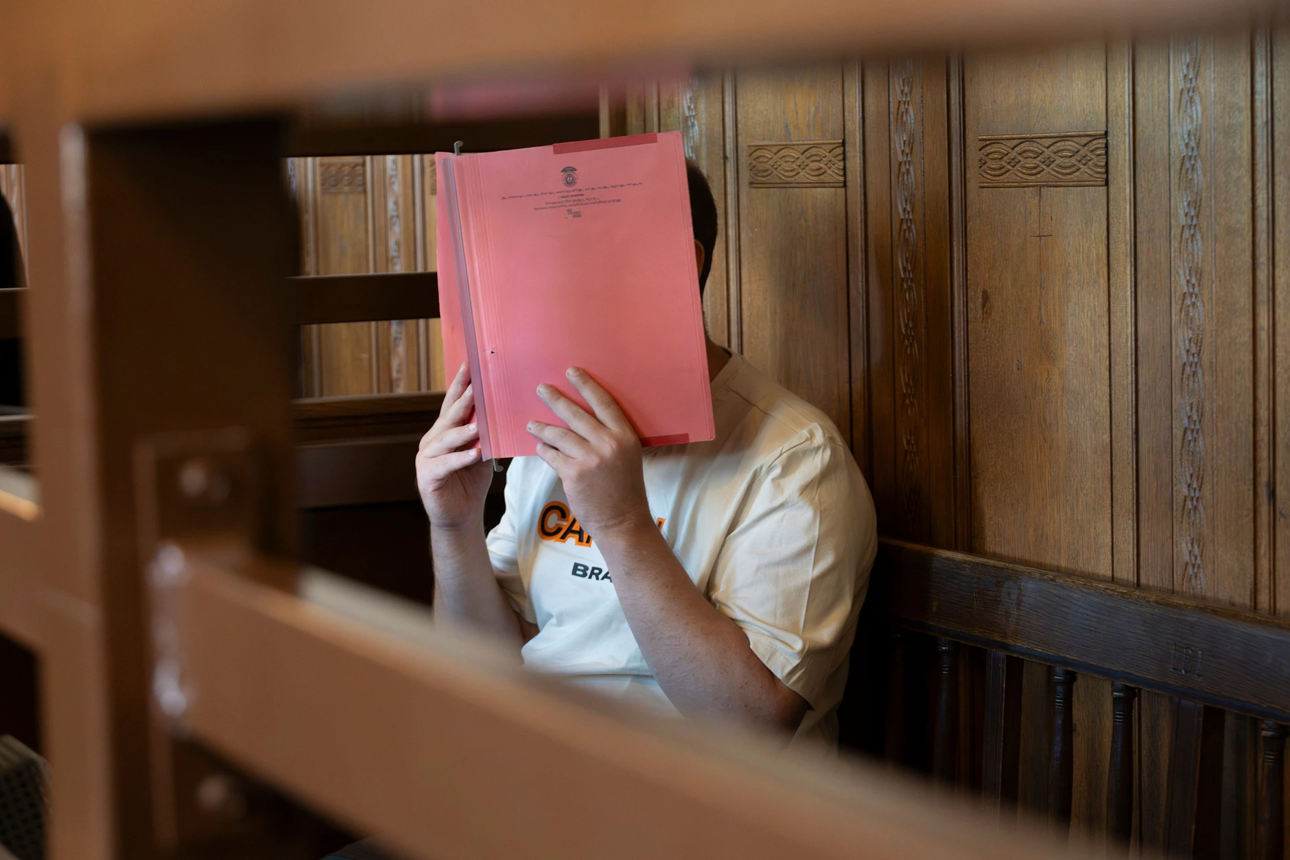 Adel J. soll einen 29-jährigen Mann in Berlin-Treptow erstochen haben. Vor Gericht hat er die Tat eingeräumt.