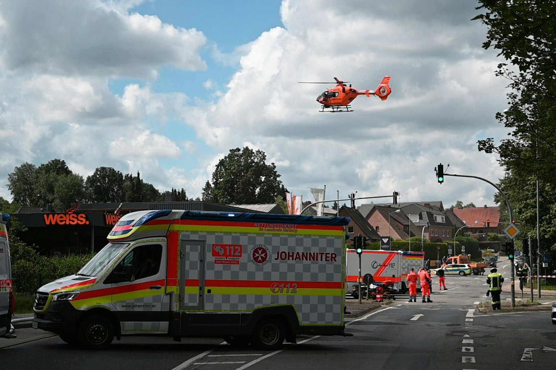 Um 11.28 Uhr wurde ein Brand in einer Geflüchtenunterkunft in Buchholz in der Nordheide gemeldet.