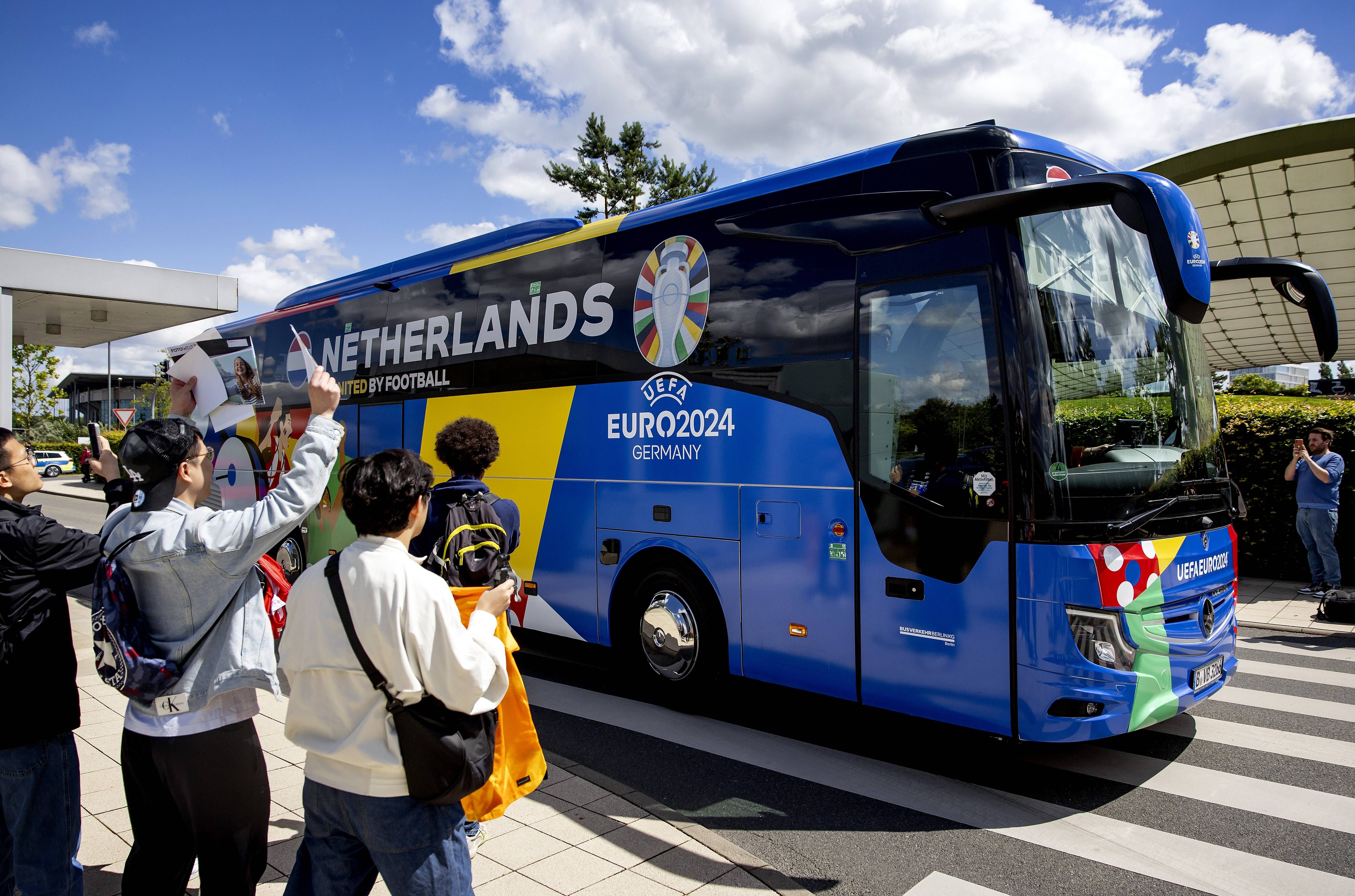 Deutsche Bahn bremst Niederlande vor EM-Halbfinale aus