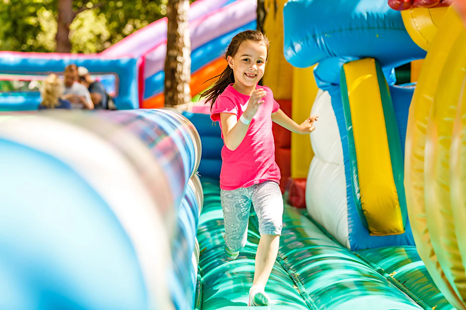 In den Sommerferien gibt es viele Attraktionen für Kinder und Jugendliche in Marzahn-Hellersdorf.