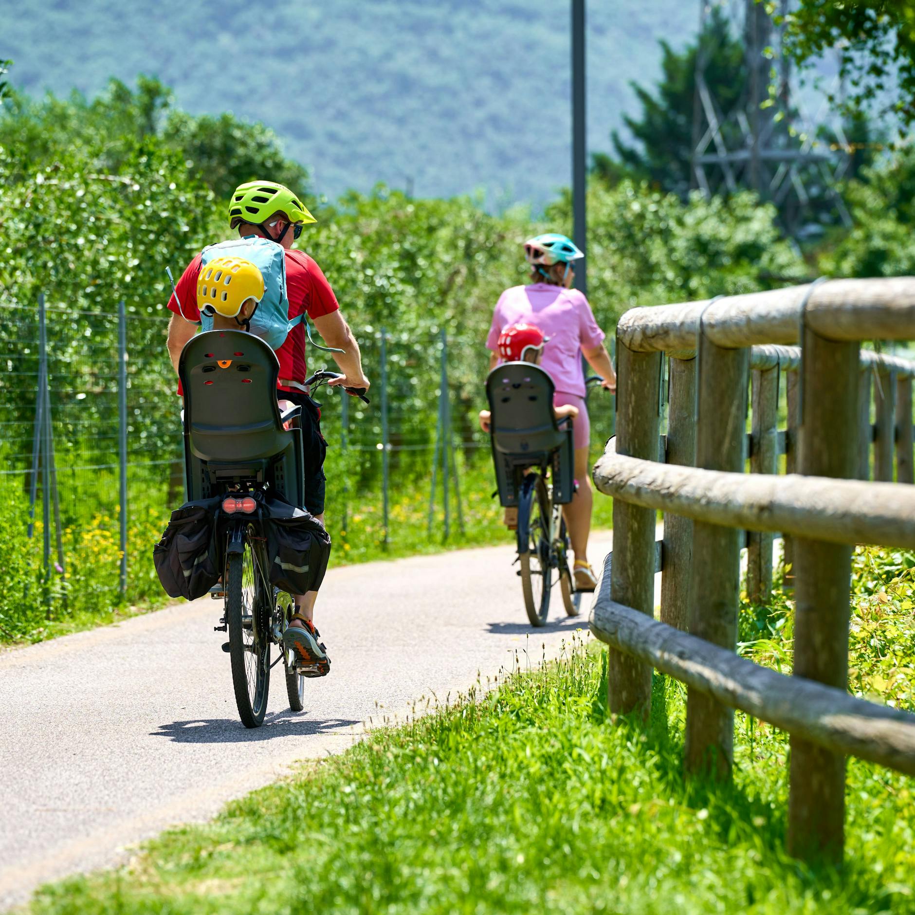 Image - Neue Fahrradroute in Berlin: Industriekultur von Westkreuz bis Wannsee kennenlernen