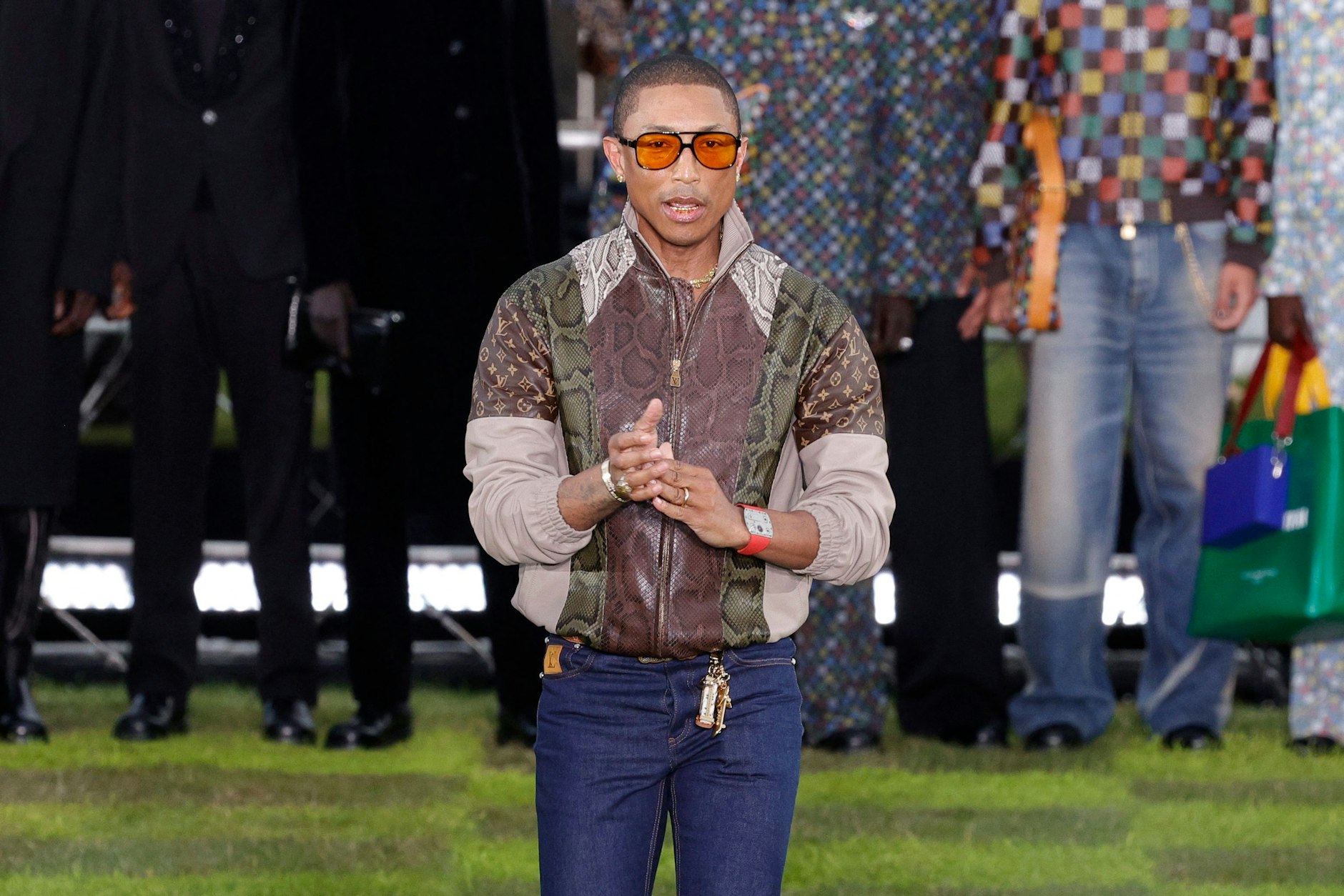 Pharrell Williams auf dem Gelände des UNESCO-Headquarters in Paris