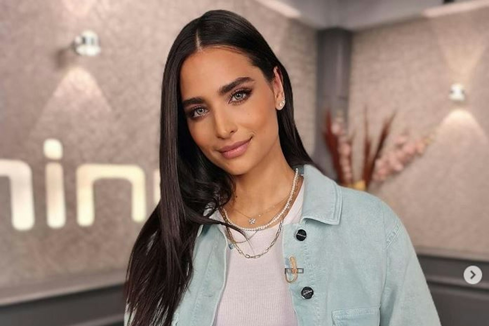 Amira Pocher will ihr neues Liebesglück mit Christian Düren genießen. Doch ihr Ex Oliver Pocher grätscht immer wieder dazwischen.