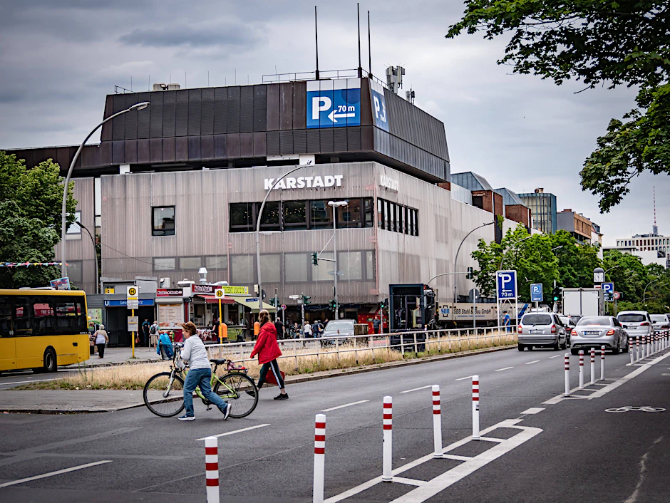 Das ehemalige Karstadt-Gebäude am Leopoldplatz in Berlin-Wedding soll neu genutzt werden.