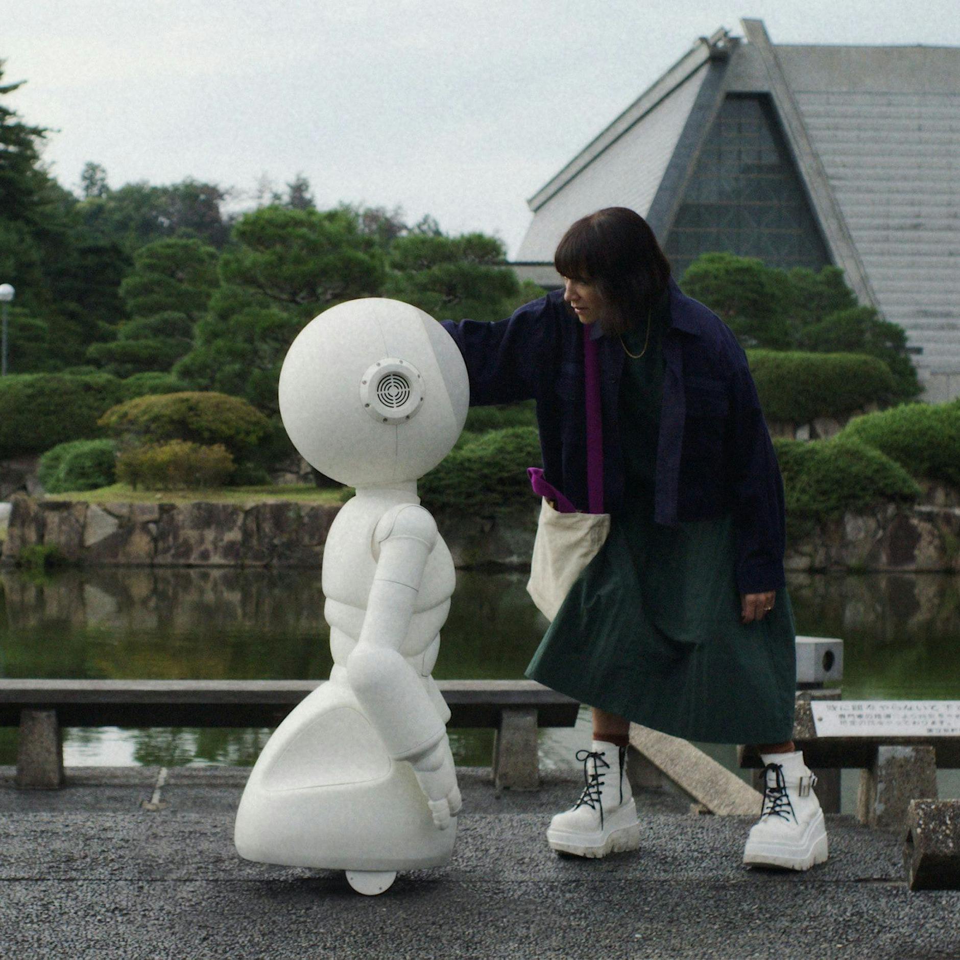 Apple-Serie „Sunny“: Ist dieser Roboter zu süß, um zu morden?