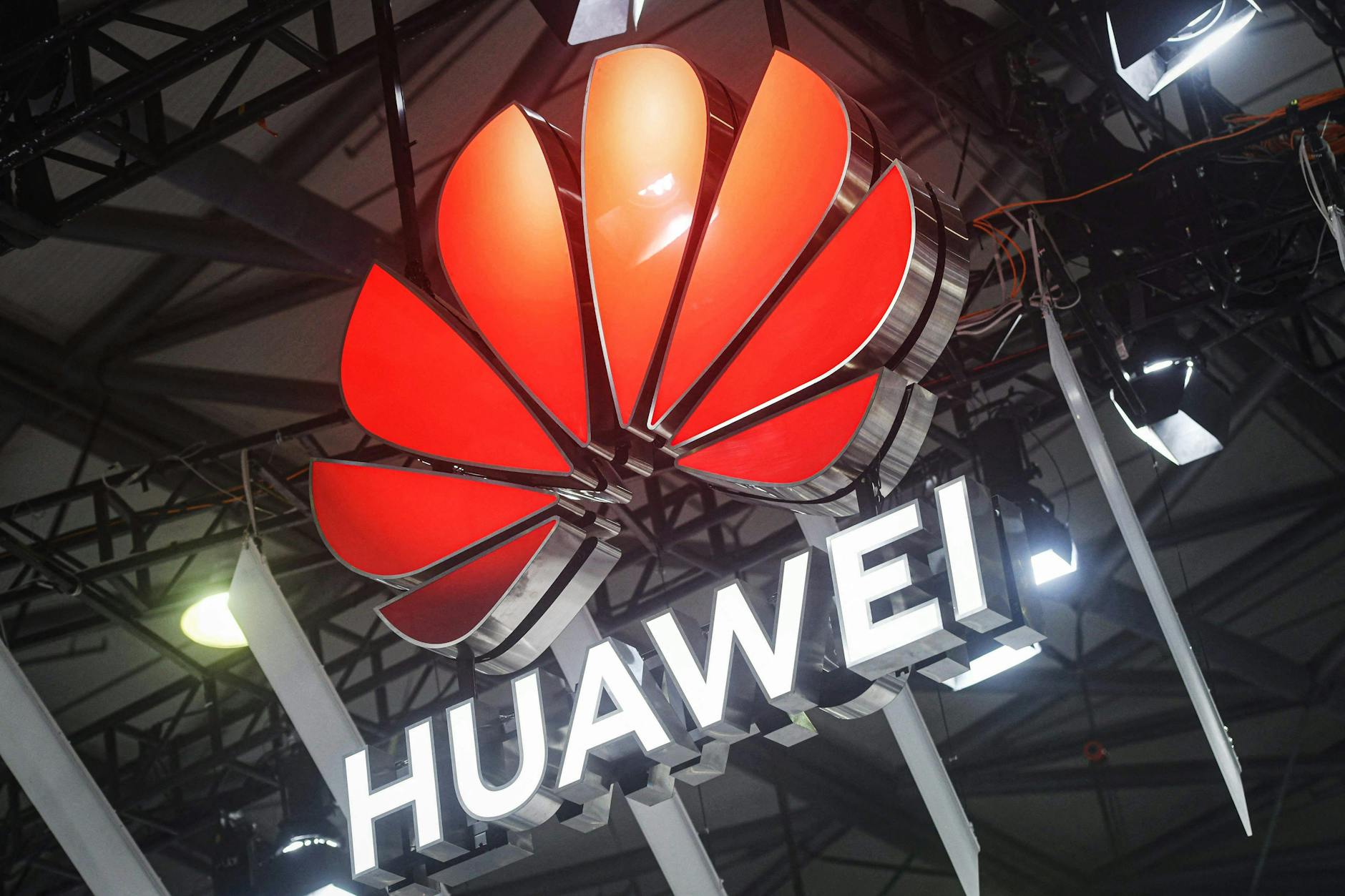 Der chinesische Konzern Huawei soll nicht mehr beim 5G-Netz in Deutschland mitwirken dürfen.
