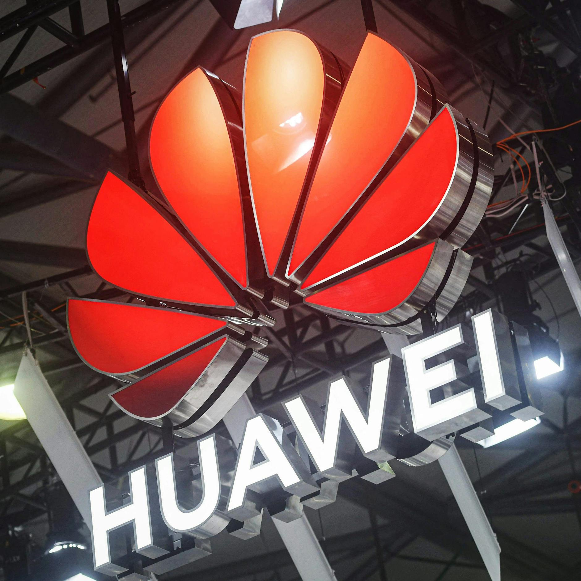 Image - Bund verbietet Komponenten chinesischer Hersteller Huawei und ZTE in 5G-Netzen