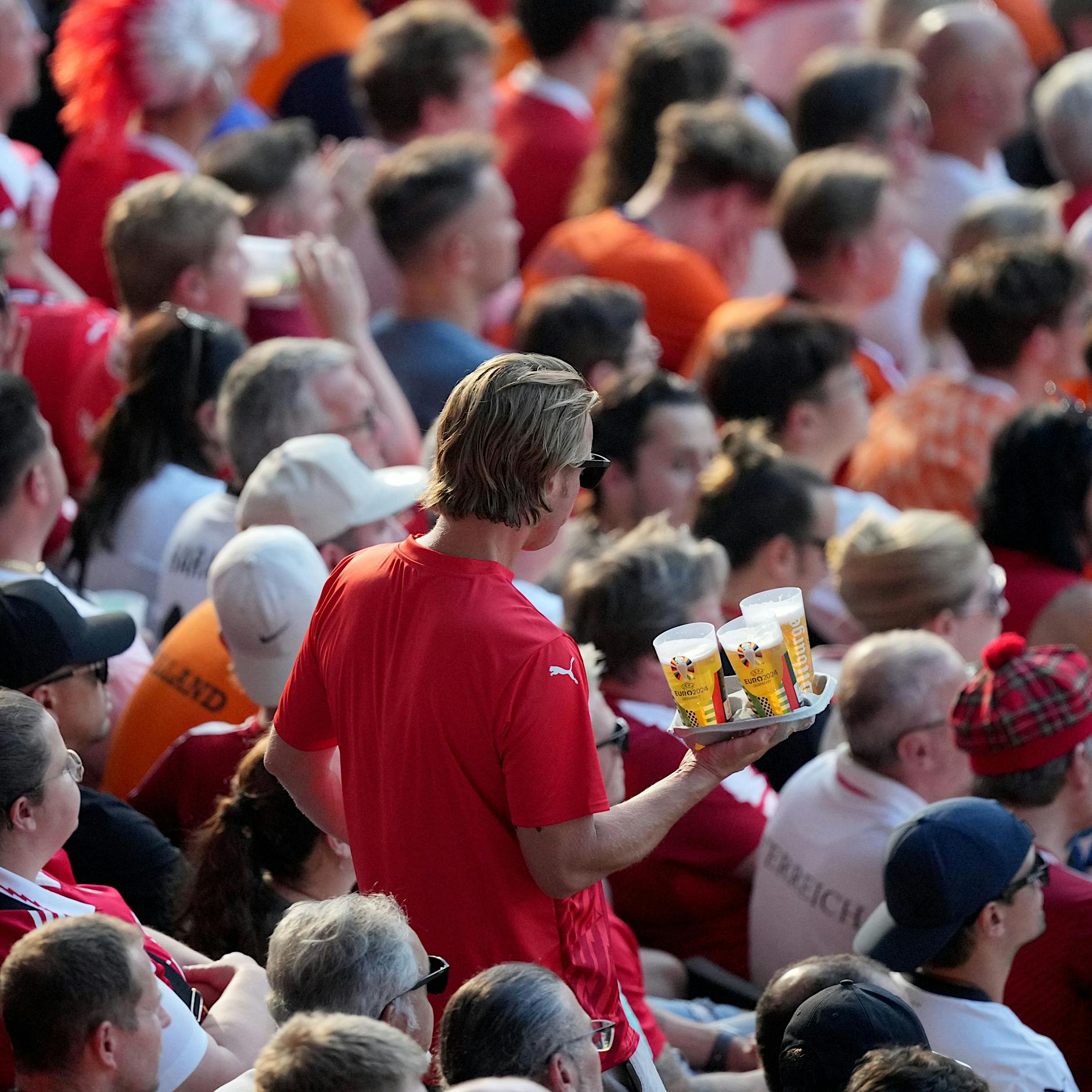 Neue Zahlen: EM lässt deutsche Gastronomie kräftig kassieren – nur nicht in Berlin?