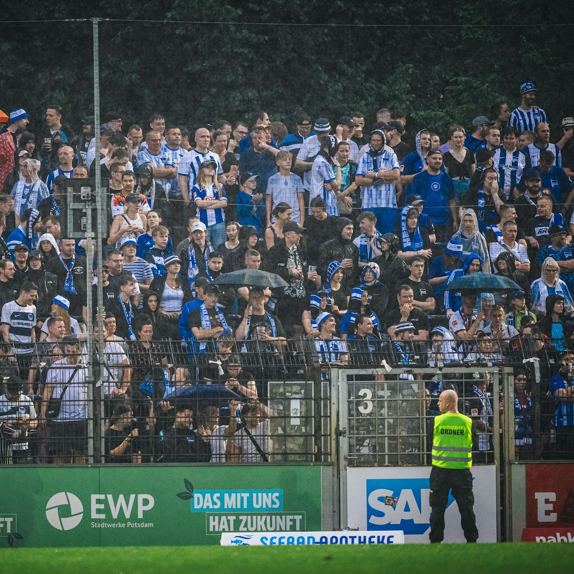 Die seltsame Fan-Bubble von Babelsberg gegen Hertha BSC kostet Steuergelder