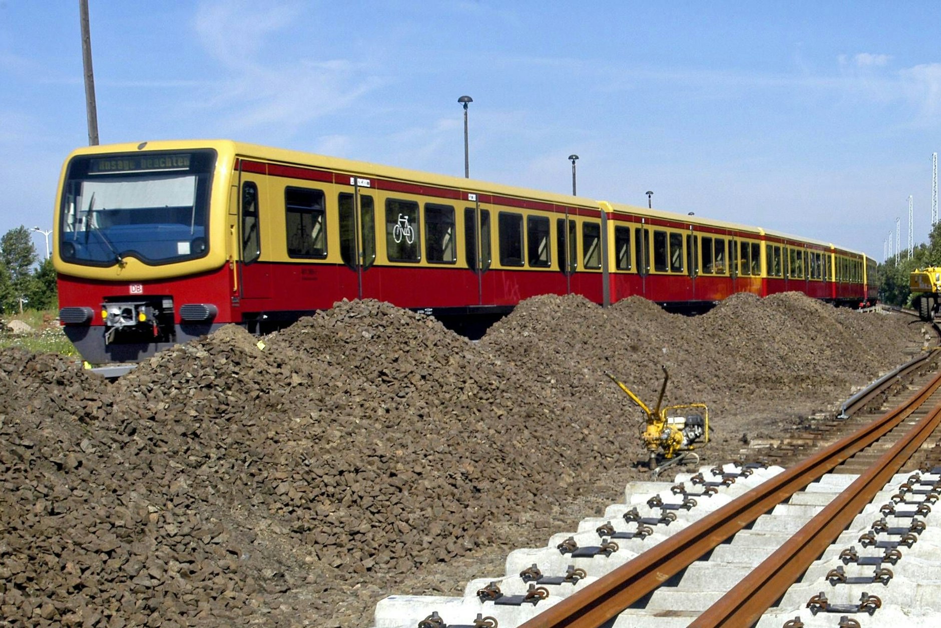 Wegen Bauarbeiten fährt die S-Bahn in Berlin zwischen Alex und Ostbahnhof in den Ferien teilweise gar nicht.