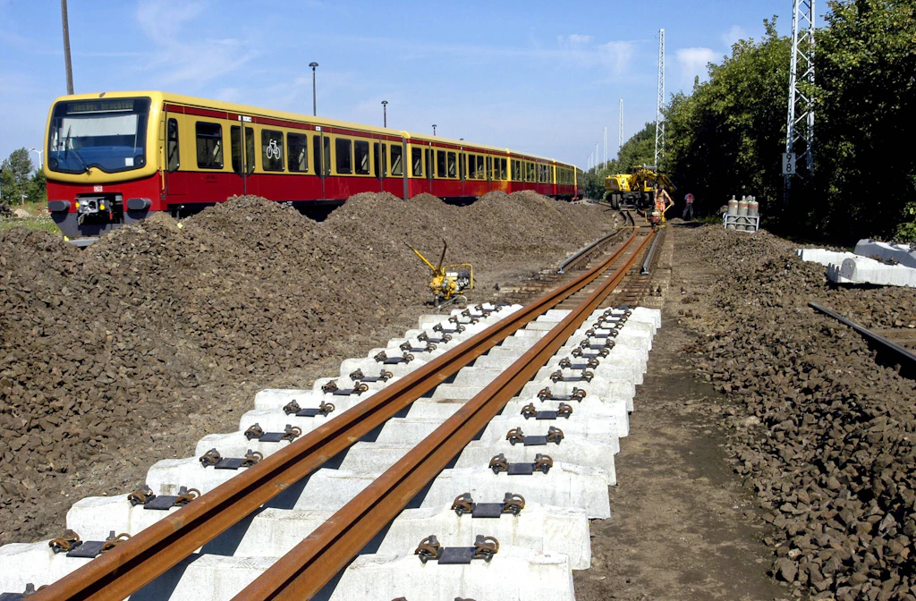 S-Bahn-Schock! Ostbahnhof bis Alex komplett dicht +++ S3 auf kompletter Strecke unterbrochen