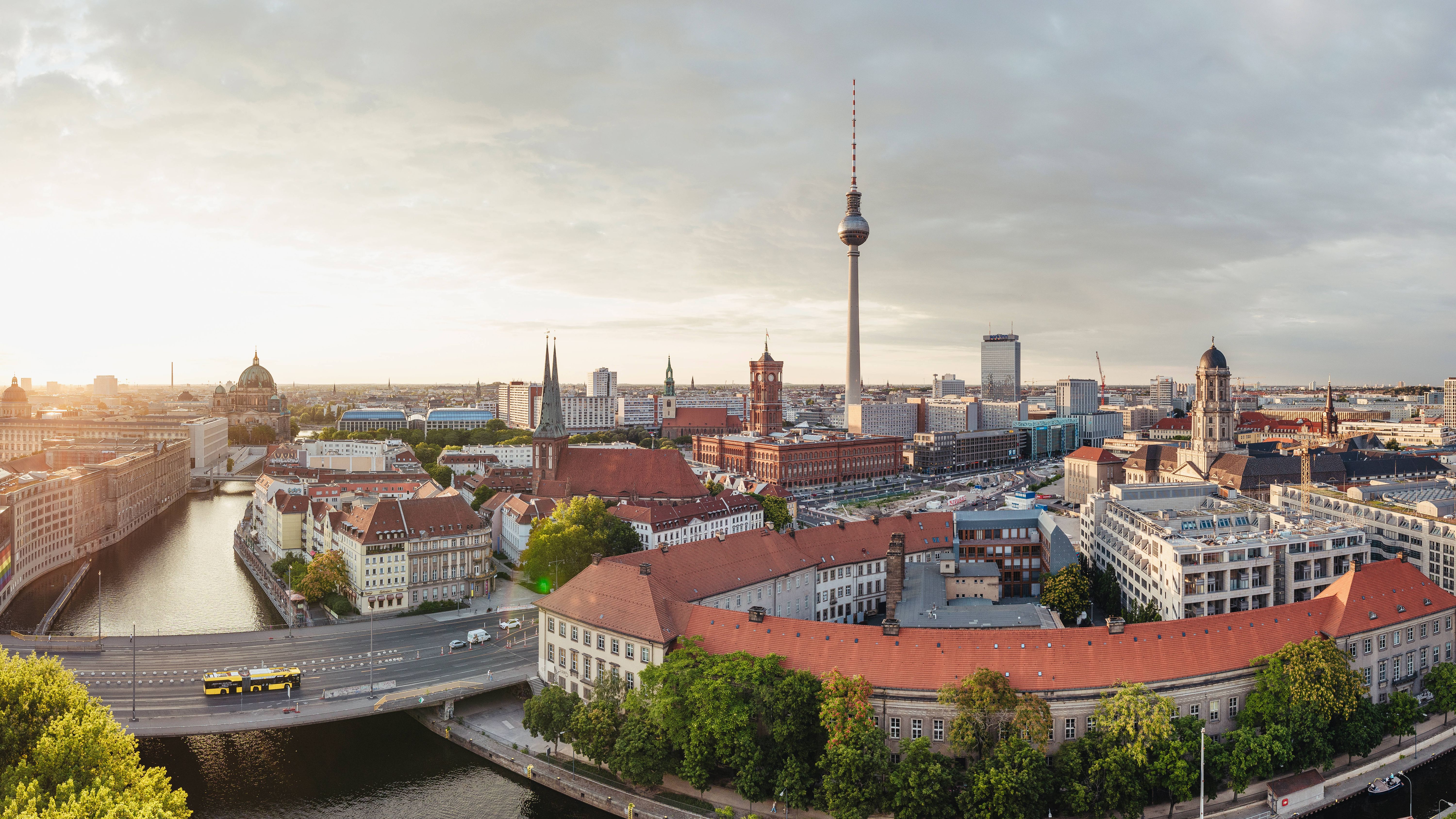 Chaos in Mitte droht: Mühlendammbrücke wird erneuert – Sperrungen!