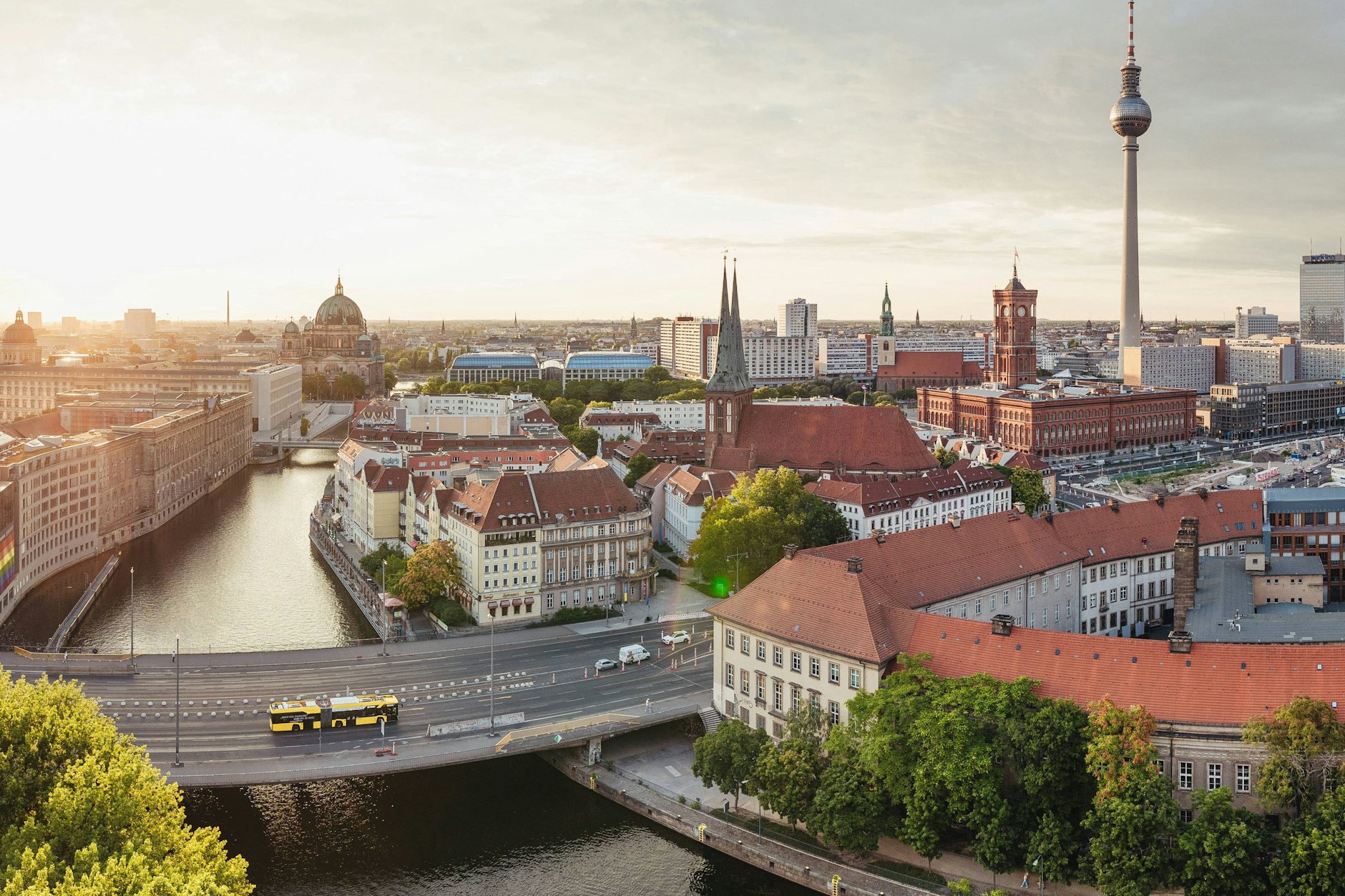 Ab Montag wird die Mühlendammbrücke in Mitte saniert - und dafür verwandelt sie sich in ein Nadelöhr.