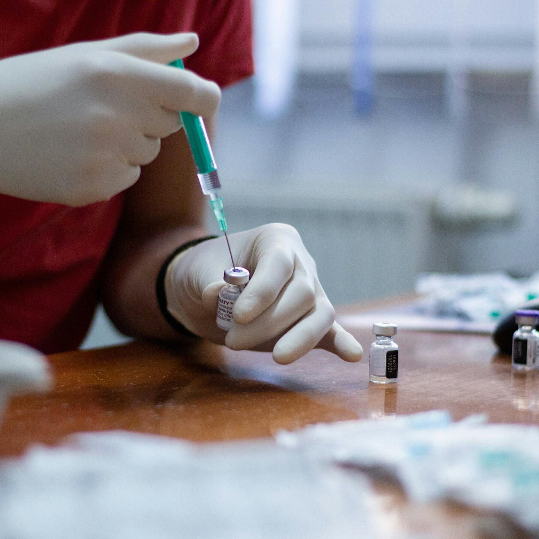 Berliner Hausarzt Freisleben über Corona-Aufarbeitung: „Stellt sich die Mainstream-Medizin dumm?“