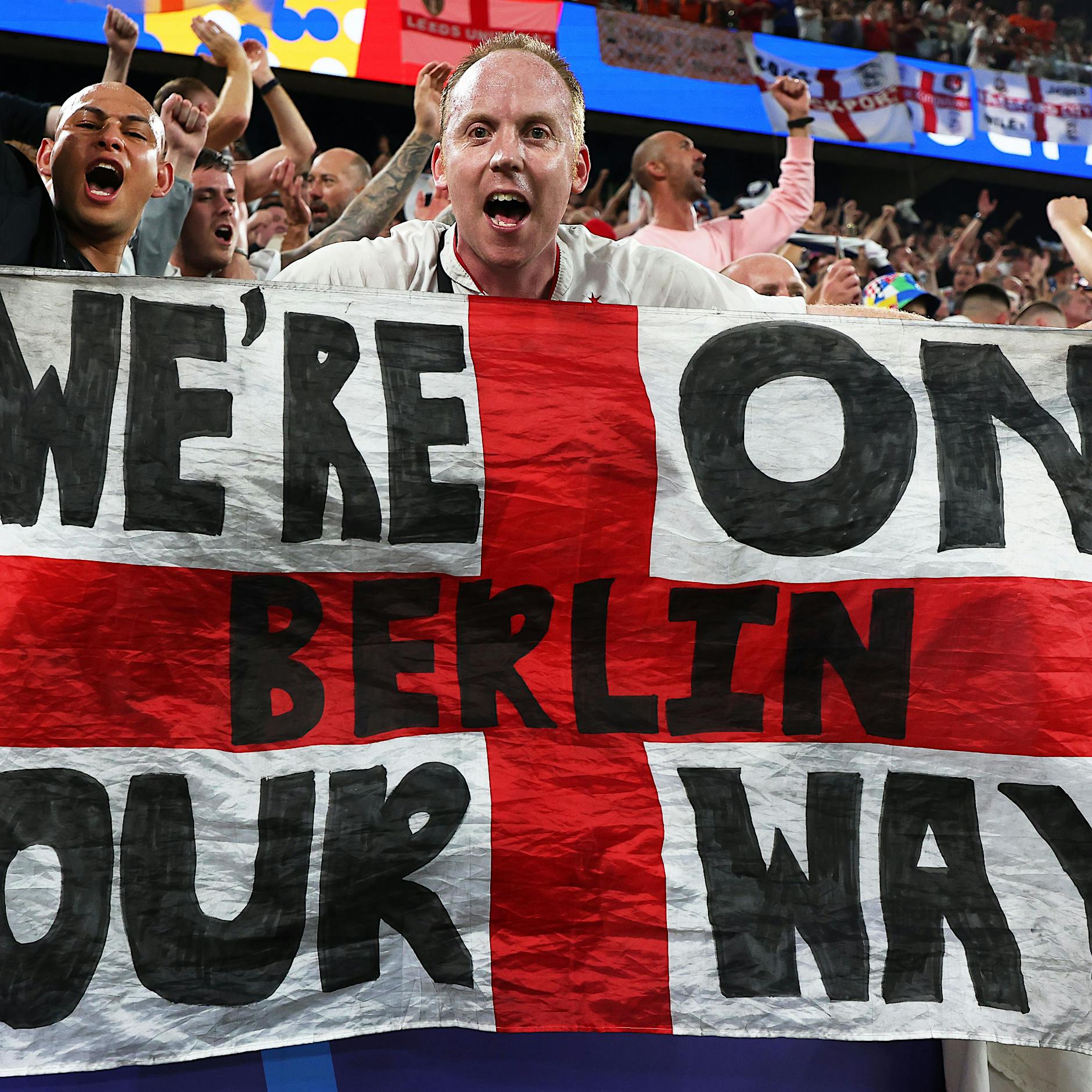 EM-Finale am Sonntag in Berlin: Sperrungen, Fahrplanänderungen bei BVG und S-Bahn