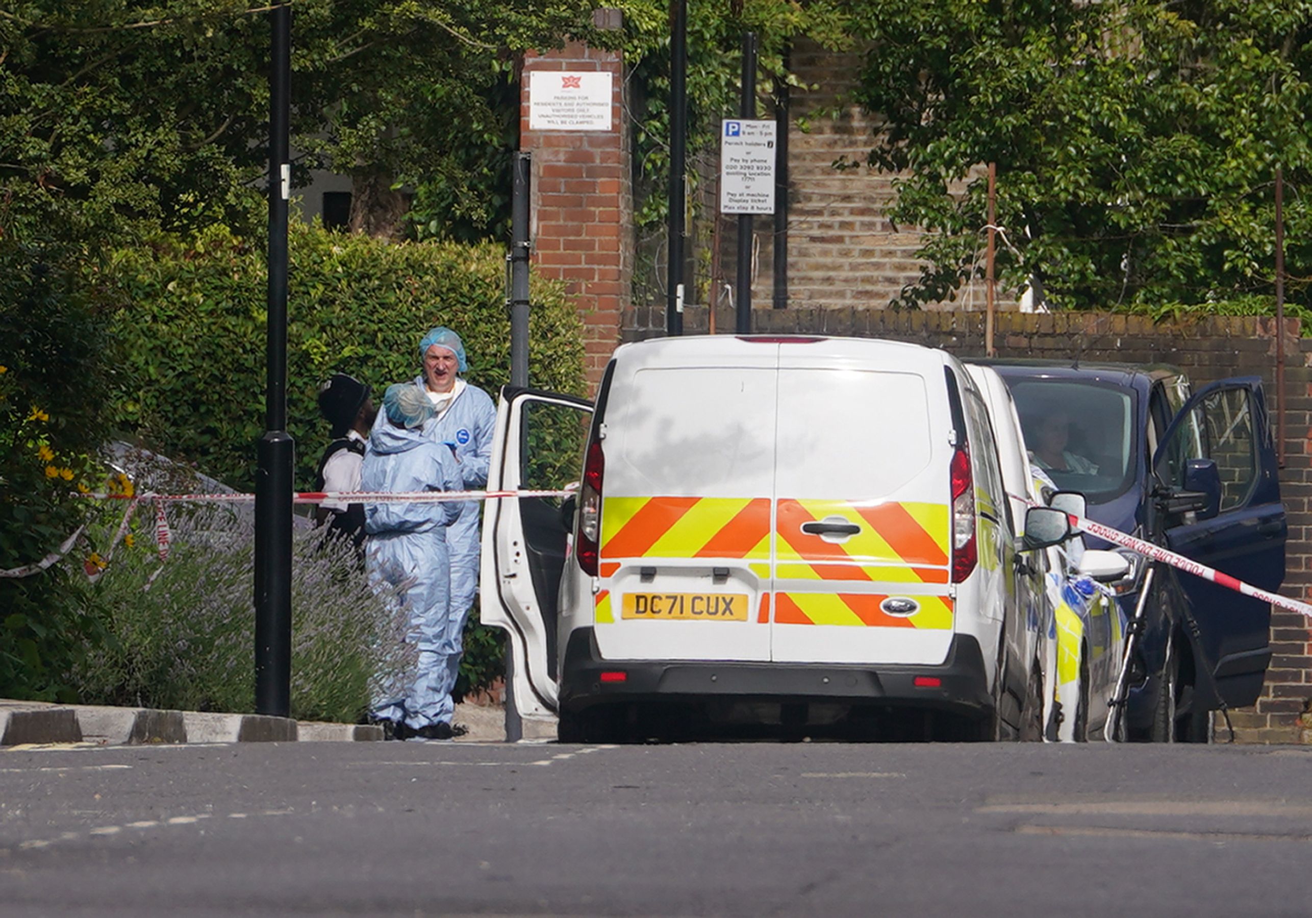 Koffer mit Leichenteilen gefunden – Polizei nimmt Tatverdächtigen fest