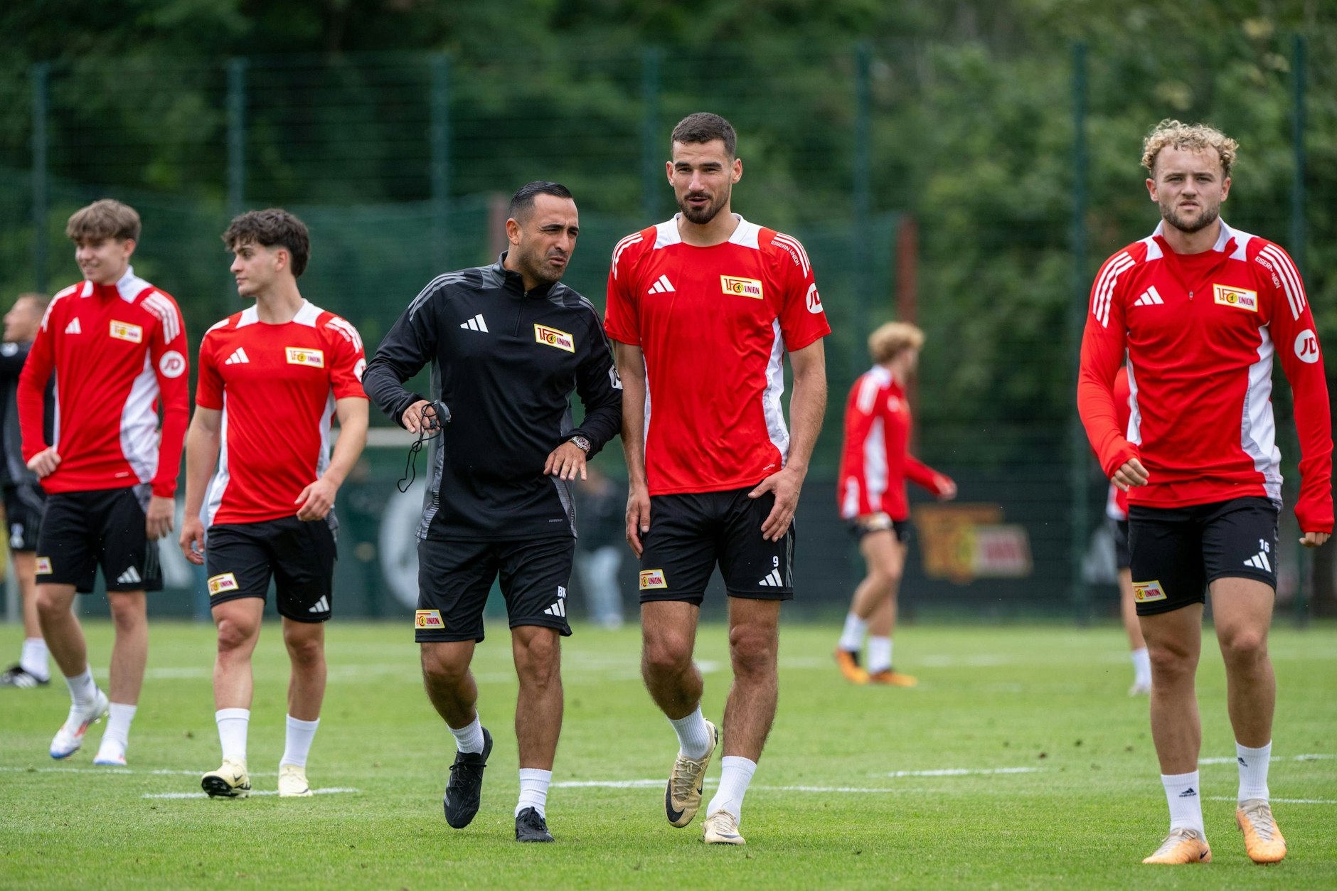 Neuzugang Ivan Prtajin (28, M.) und Benedict Hollerbach (23, r.) wollen die Probleme des 1. FC Union im Angriff vergessen machen. 