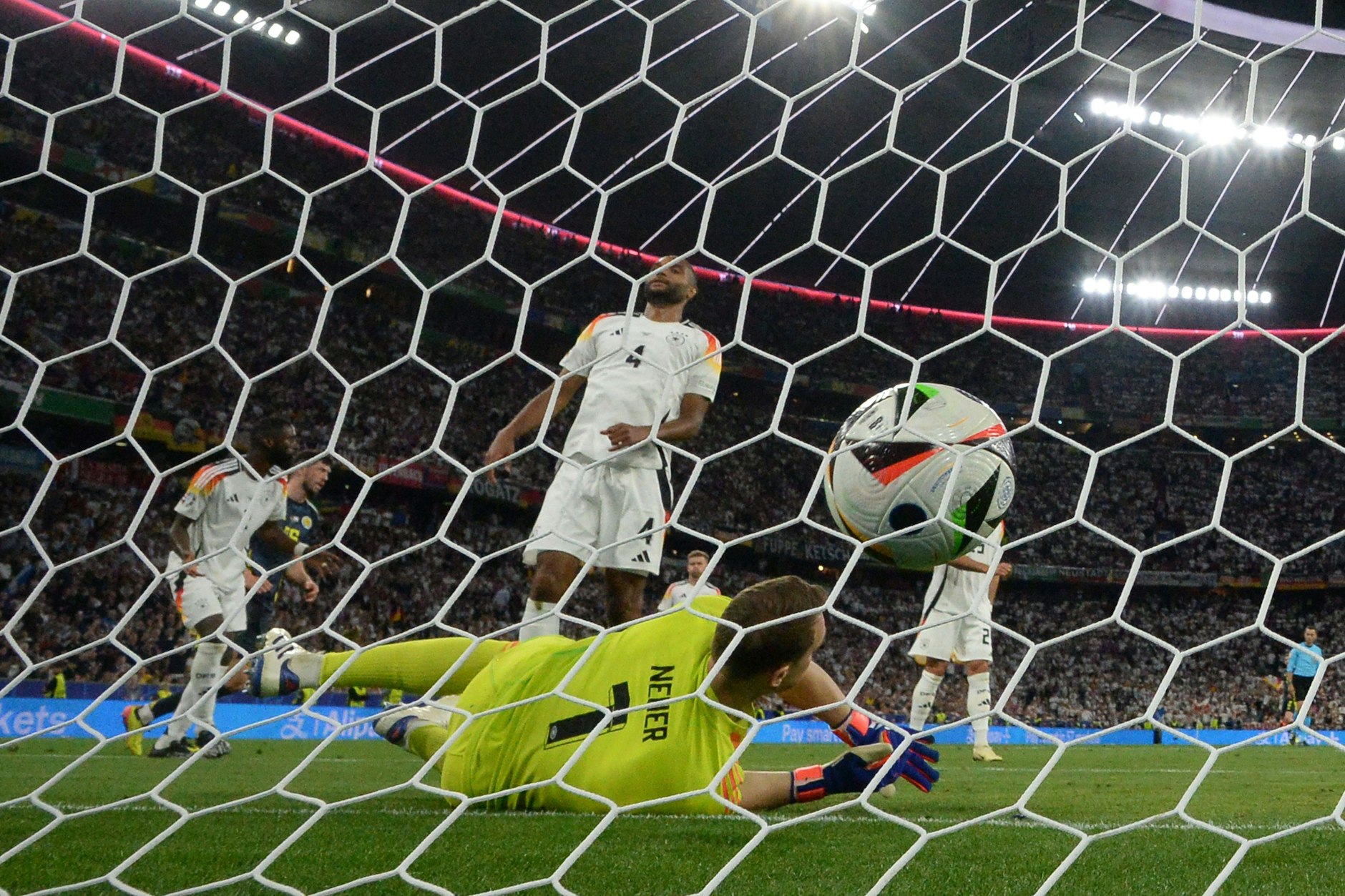 Eigentor: Diese Situation wünscht sich kein Spieler.