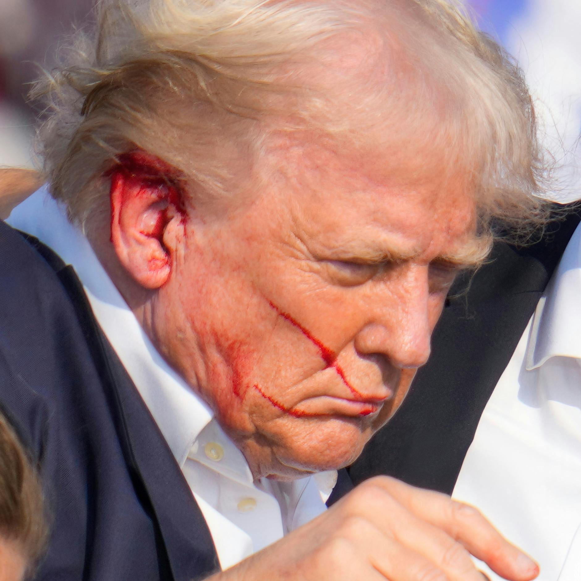 Er spürte die Kugel! So erlebte Trump den Angriff +++ DAS sagen Zeugen