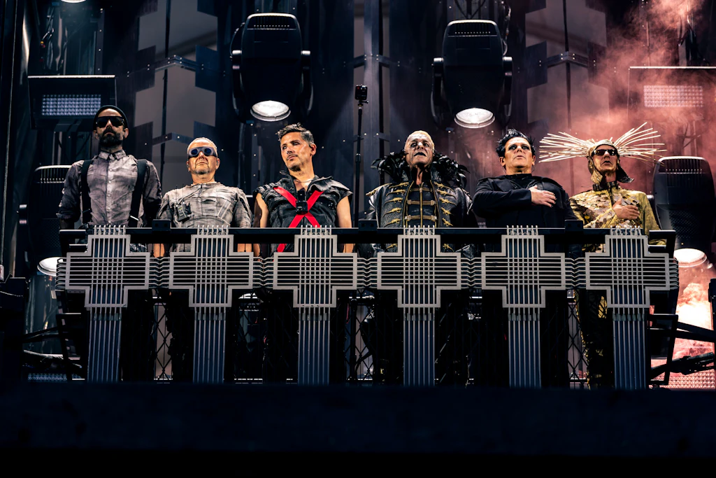 Krasse Interviews: So urteilen Experten über die Fans von Rammstein