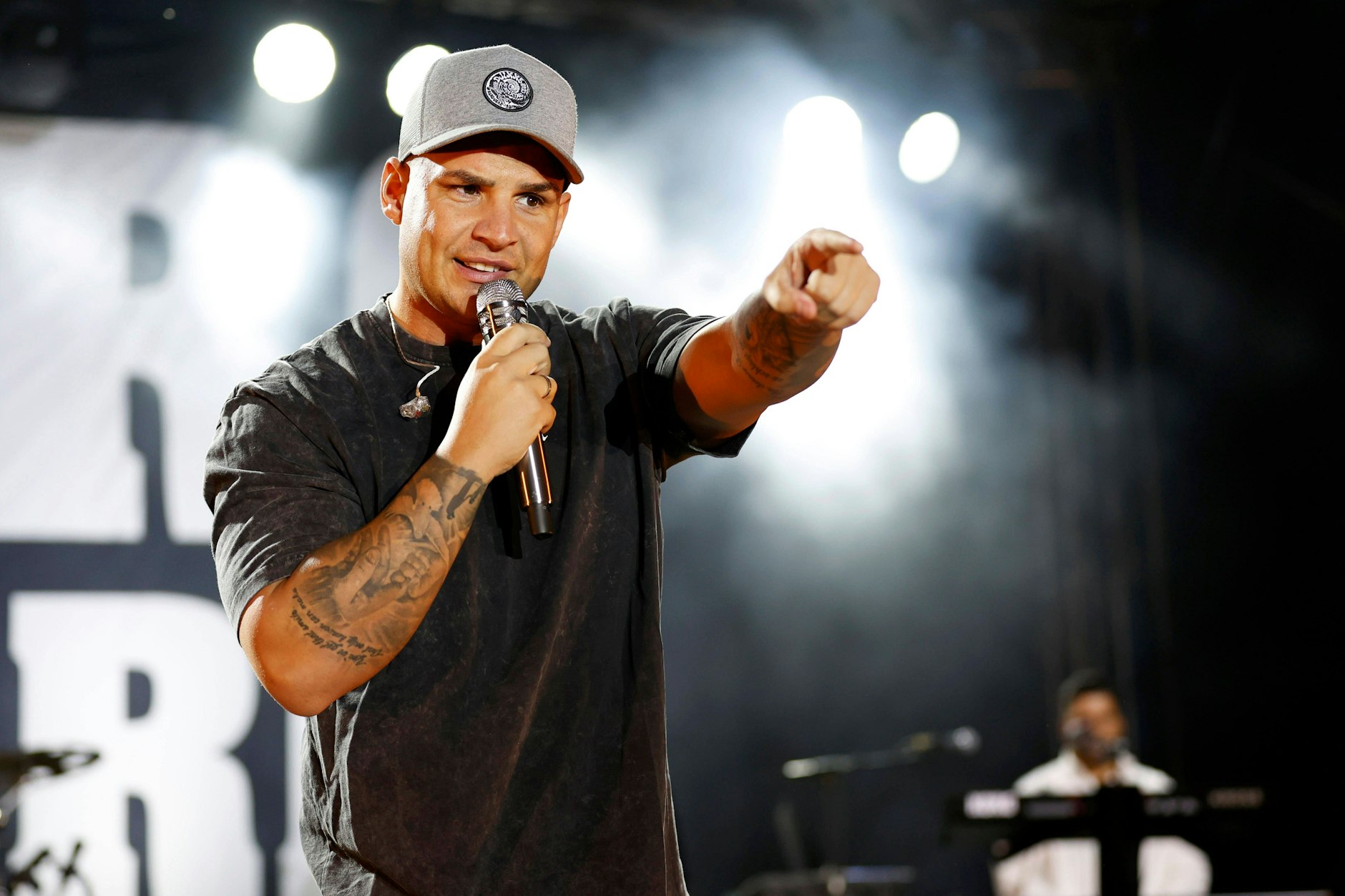 Pietro Lombardi bei einem Konzert im August 2023