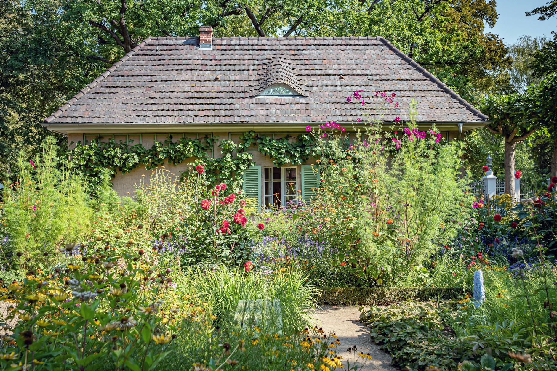 Unbewohnte Häuser und Wohnungen sind für Einbrecher ein gefundenes Fressen. Diese Tipps gibt die Polizei.