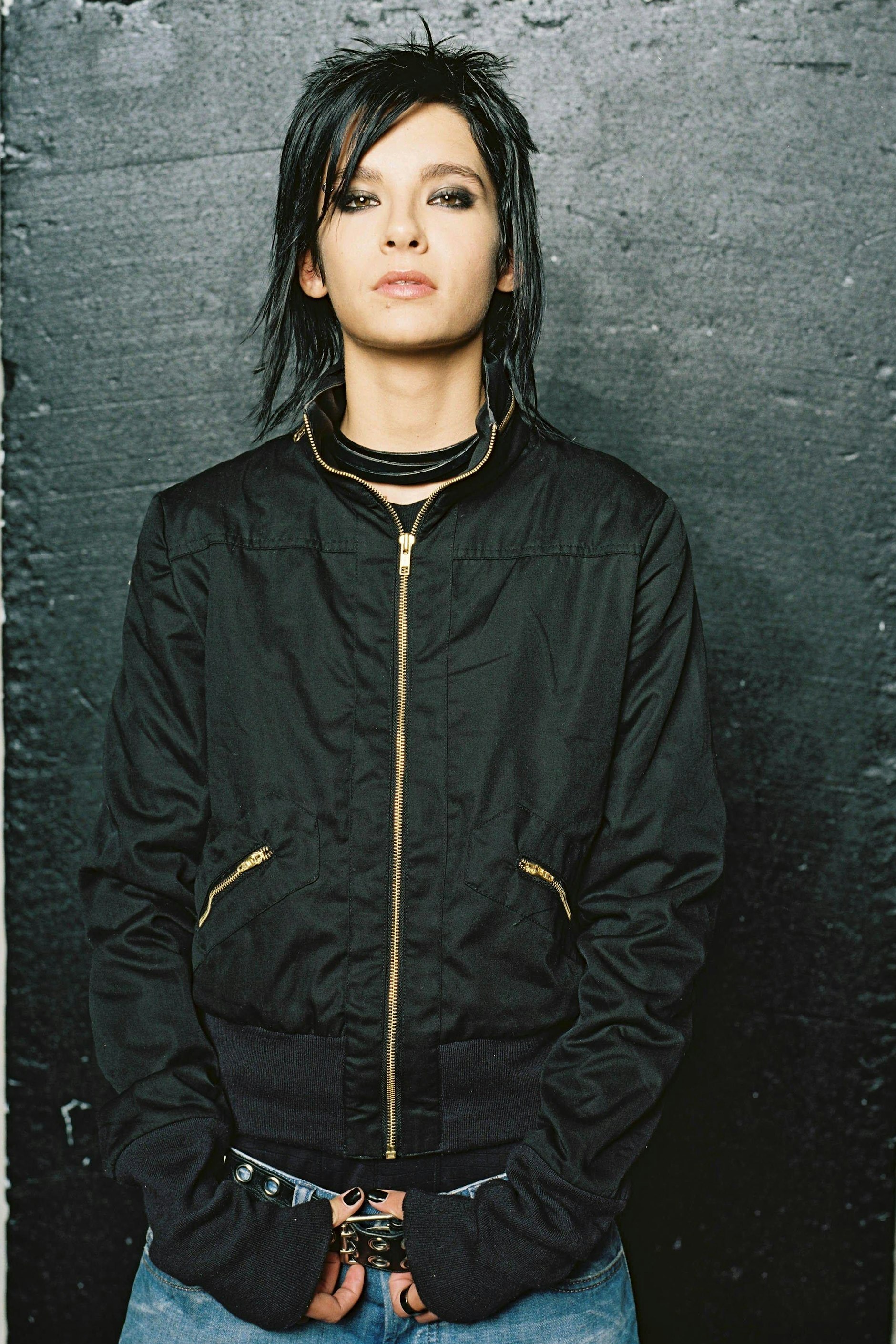 Bill Kaulitz im Jahr 2006: längere Haare, Lidschatten, schwarzer Nagellack – für seine Verhältnisse recht casual.