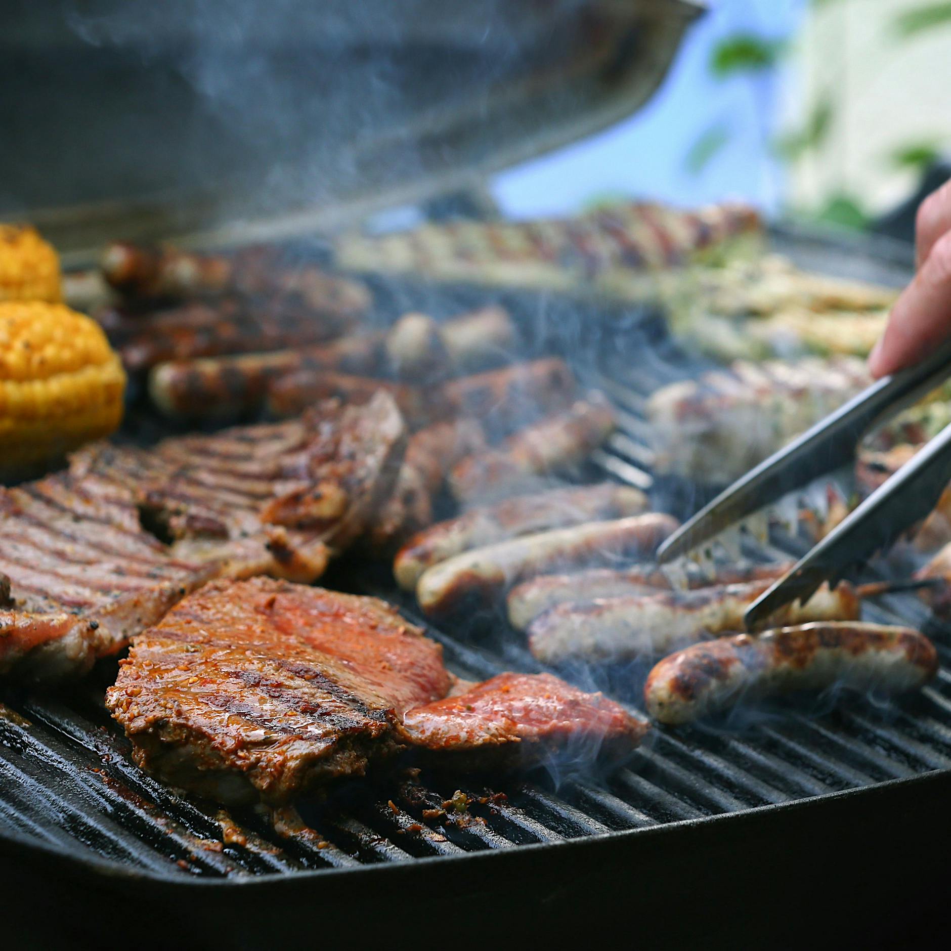 Grillen: So viel kosten Bio-Würstchen und vegane Alternativen
