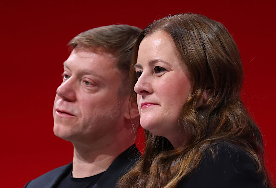 Martin Schirdewan (l) und Janine Wissler, Vorsitzende der Partei Die Linke