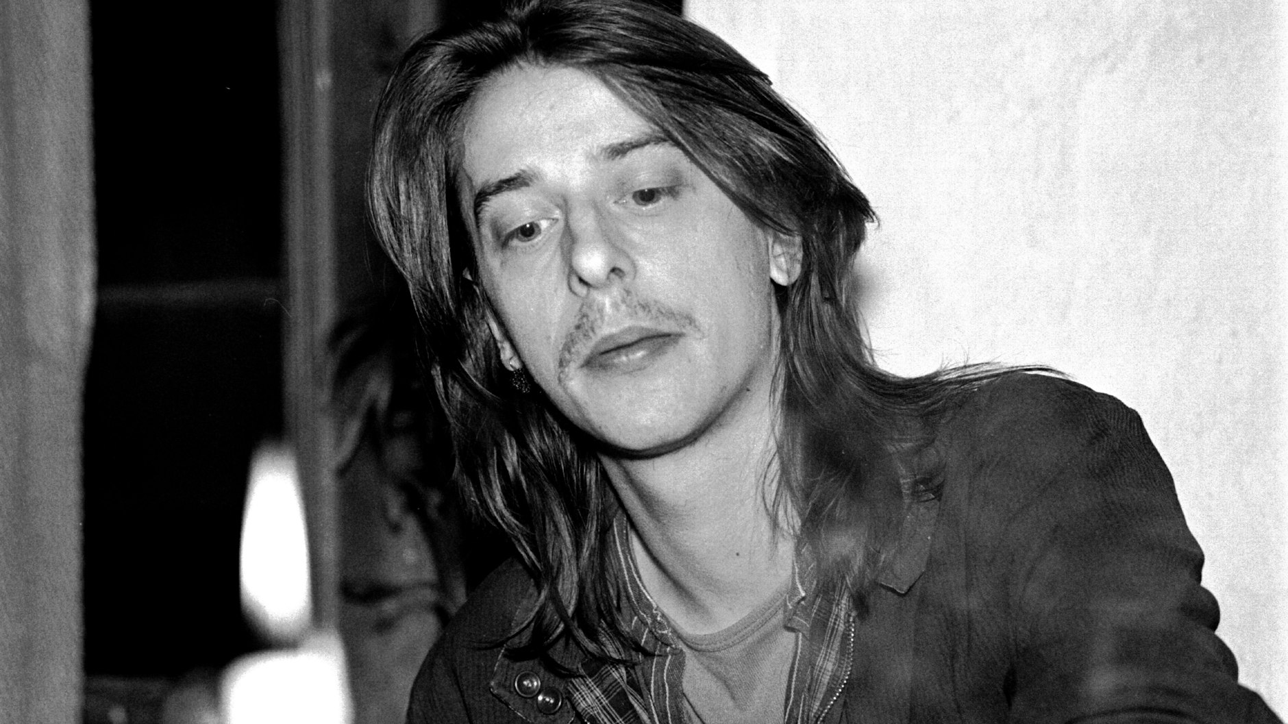 R.P.S. Lanrue hatte die Band Ton Steine Scherben zusammen mit Rio Reiser (F.) gegründet. Reiser starb 1996.&nbsp;