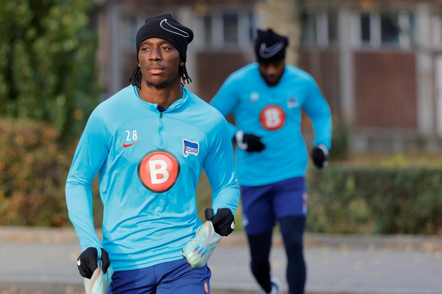 Herthas Kelian Nosona hatte wegen einer Knie-OP nur Pech. Jetzt kann er auf eine neue Chance in Holland hoffen.