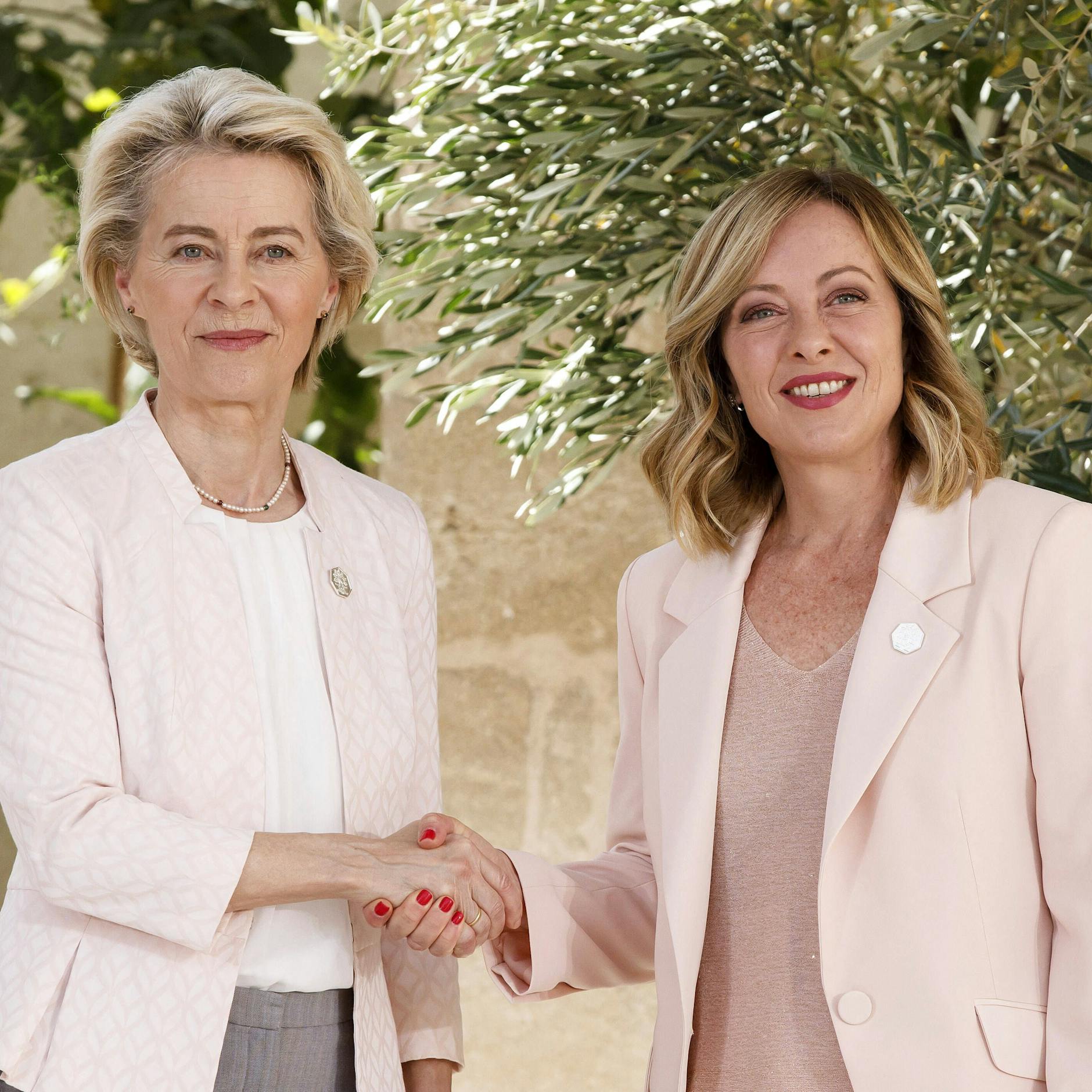 Image - Ursula von der Leyen: Hängt ihre Zukunft von Giorgia Meloni ab?