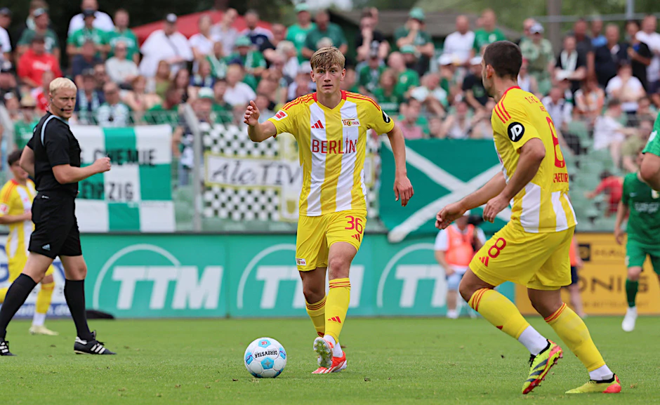Aljoscha Kemlein ist nach seiner Leihe zum FC St. Pauli zurück in Berlin und will sich beim 1. FC Union einen Stammplatz erkämpfen.