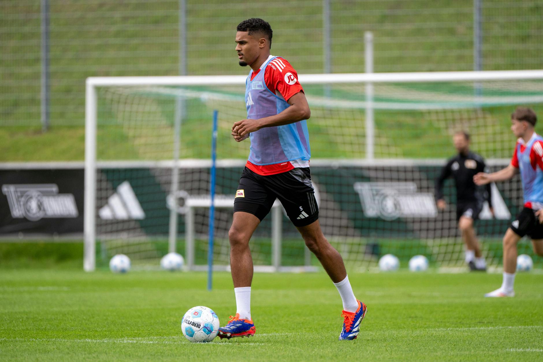 Innenverteidiger Danilho Doekhi (26) ist der wertvollste Spieler im Kader des 1. FC Union. Die Frage ist nur: wie lange noch? 