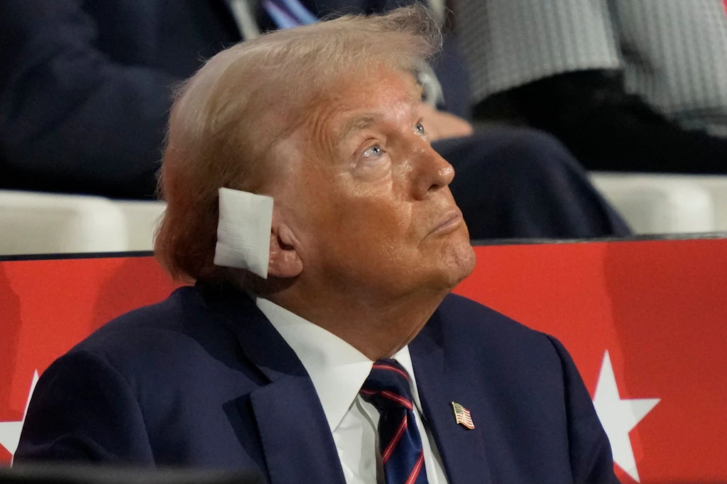 Trump telefoniert mit Selenskyj – und kündigt Beendigung des Krieges an