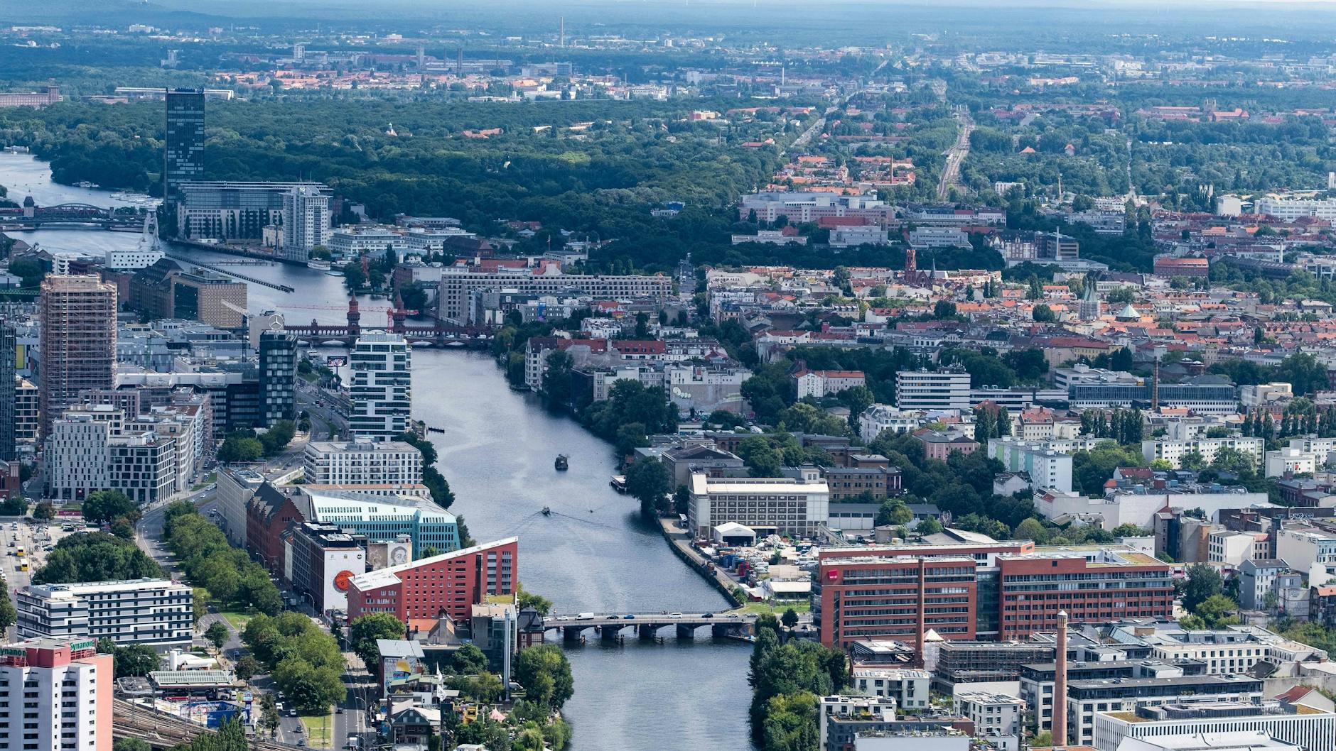 Rund 18.000 Pkw rollen tagtäglich über die Schillingbrücke - nun muss das Bauwerk repariert werden.