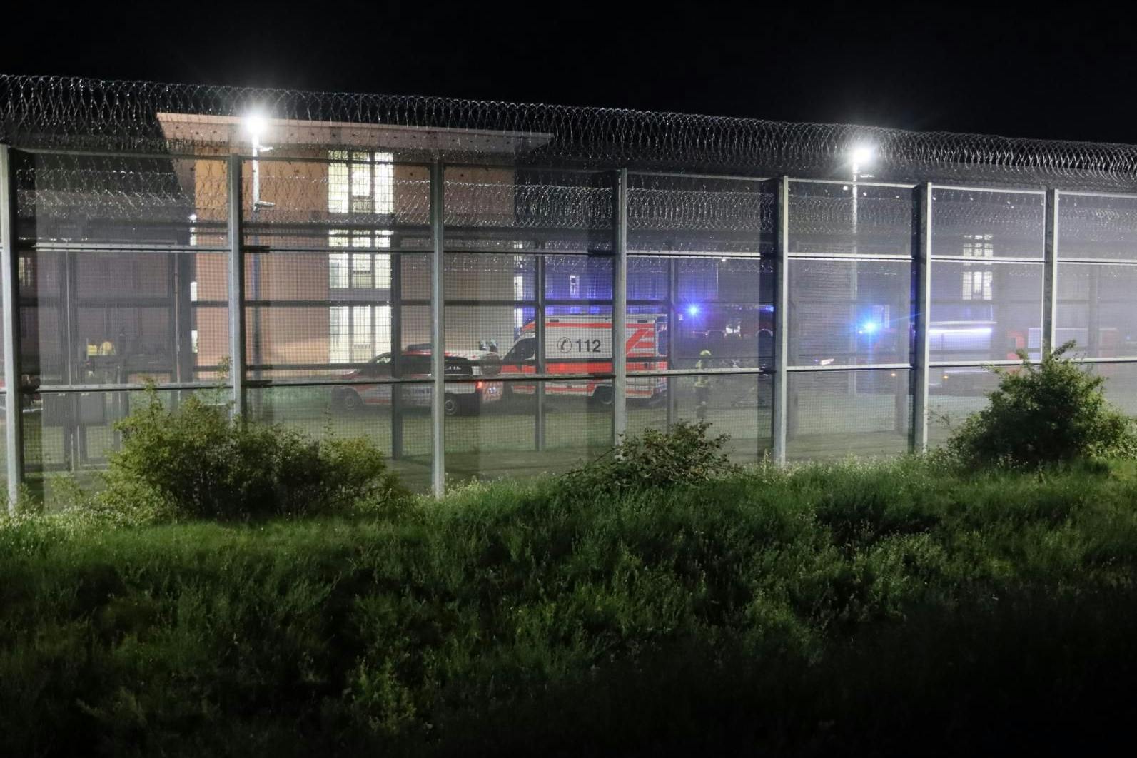 In der Justizvollzugsanstalt Heidering in Teltow-Fläming kam es zu einem Brand.