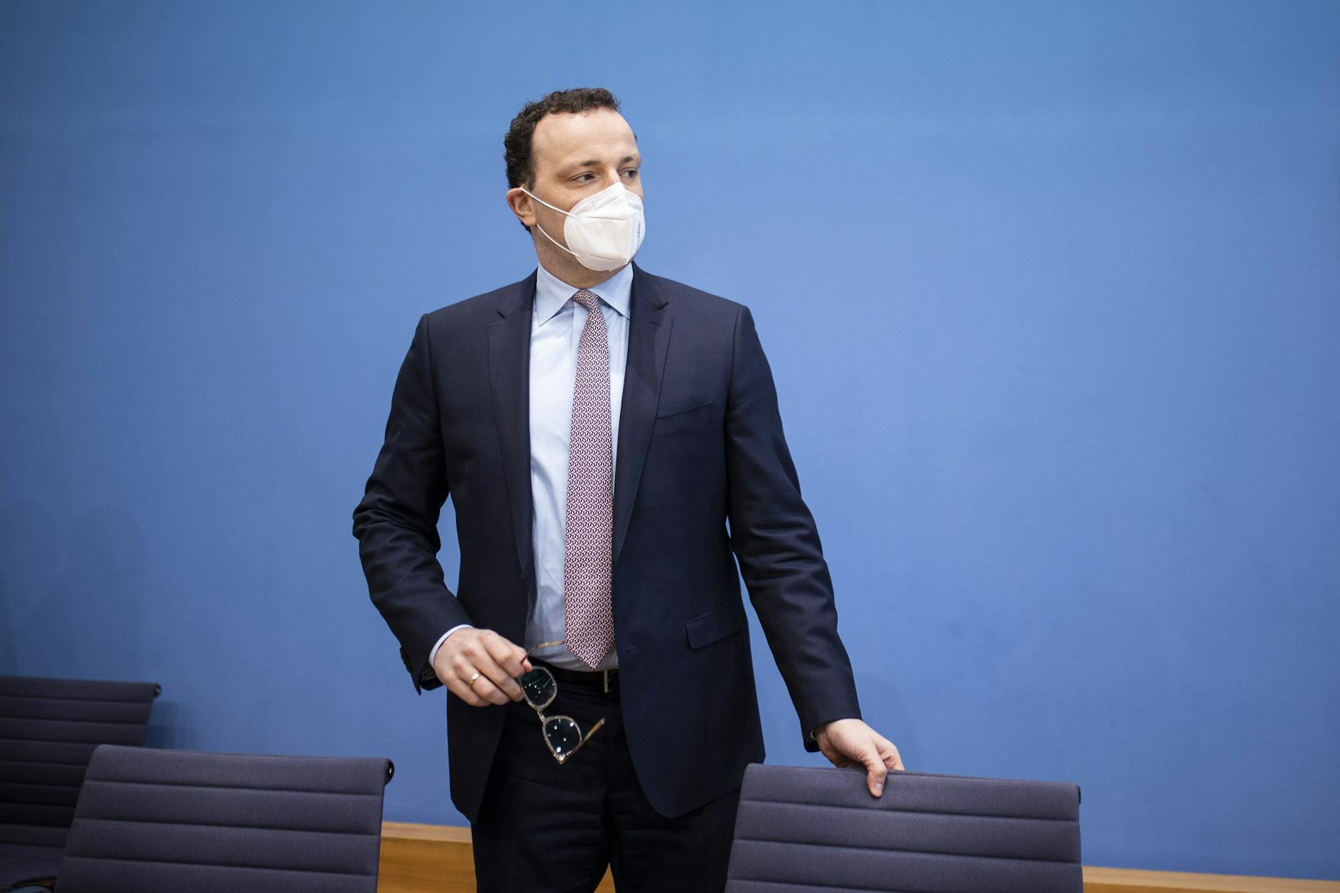 Jens Spahn bei einer Pressekonferenz