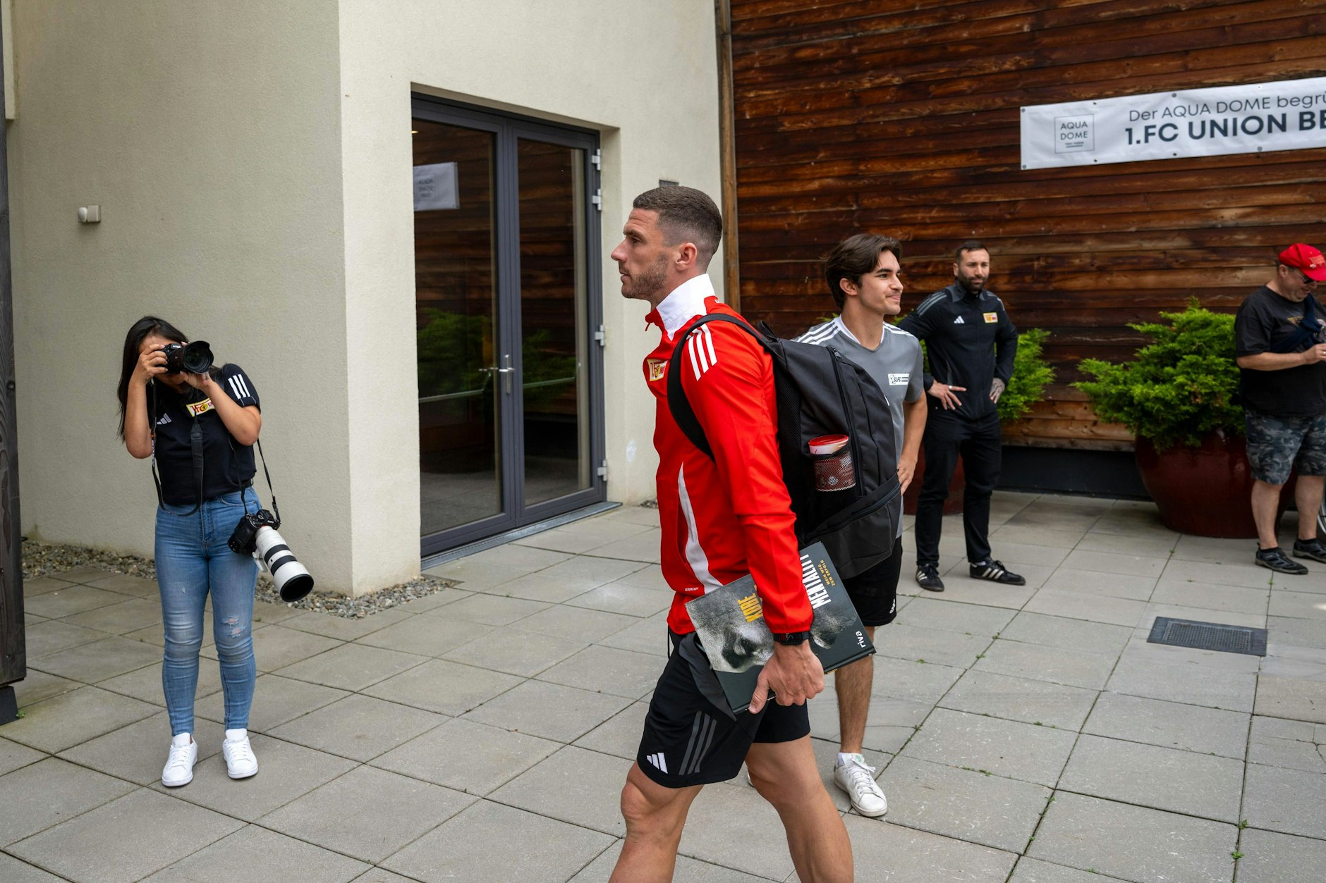 Das Trainingslager des 1. FC Union in Österreich ist vorbei. Robin Gosens pokert weiter um seine Zukunft. Der FC Turin aus Italien will ihn unbedingt.