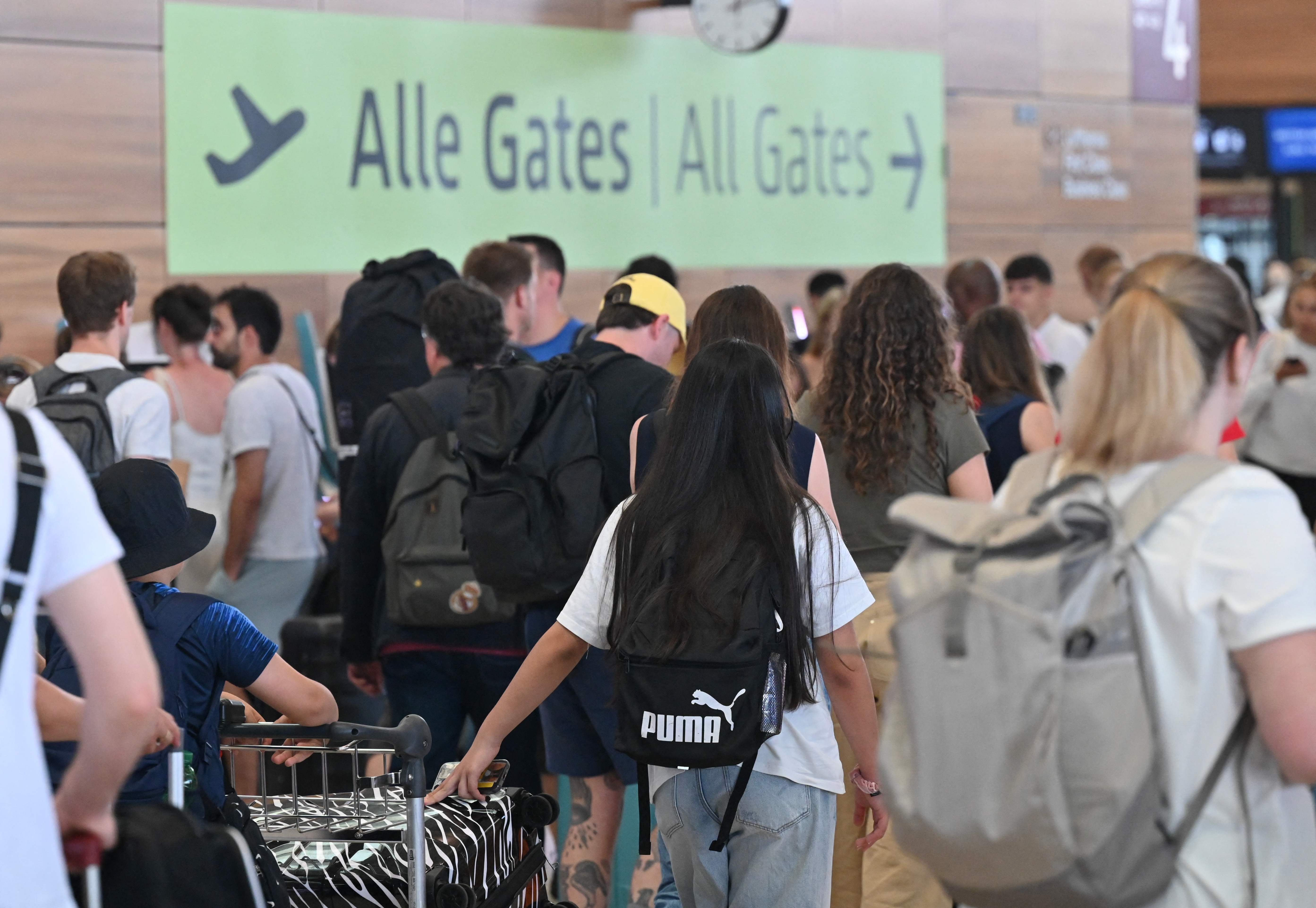Flughafen BER: Betrieb läuft nach IT-Störung läuft wieder normal