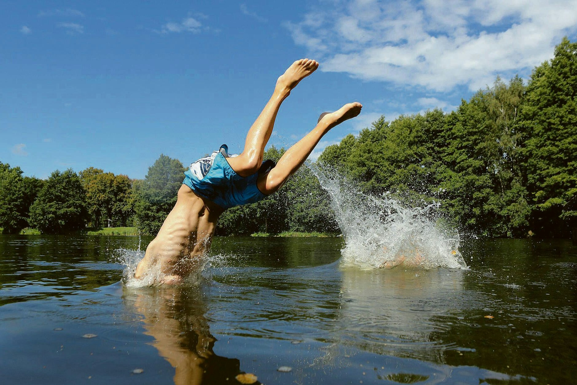 Am Wochenende waren Brandenburgs Seen gut besucht. Die hohen Temperaturen luden zum Baden ein.