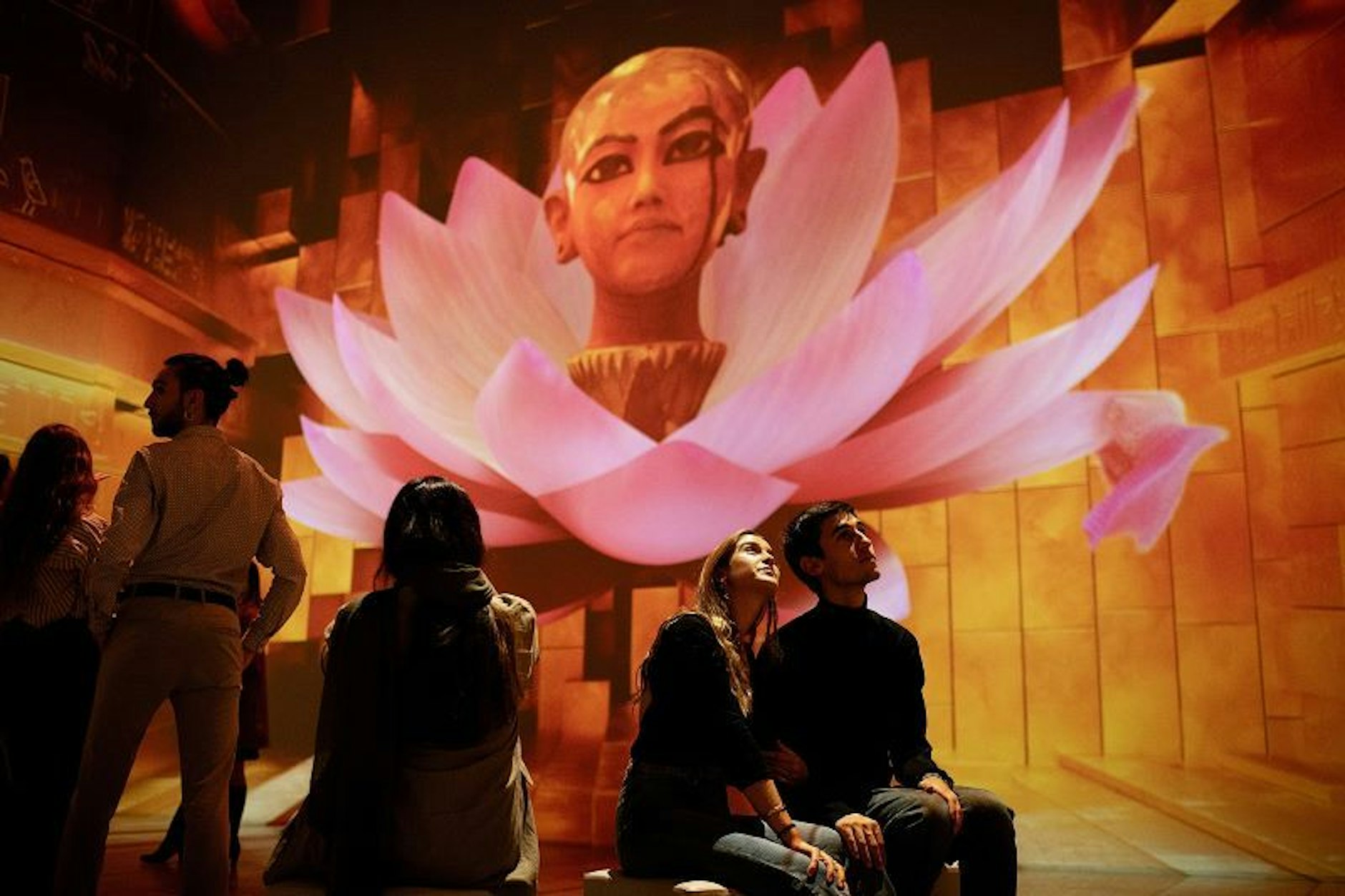 Die Multimediashow zeigt beeindruckend die Welt des sagenumwobenen alten Ägyptens.