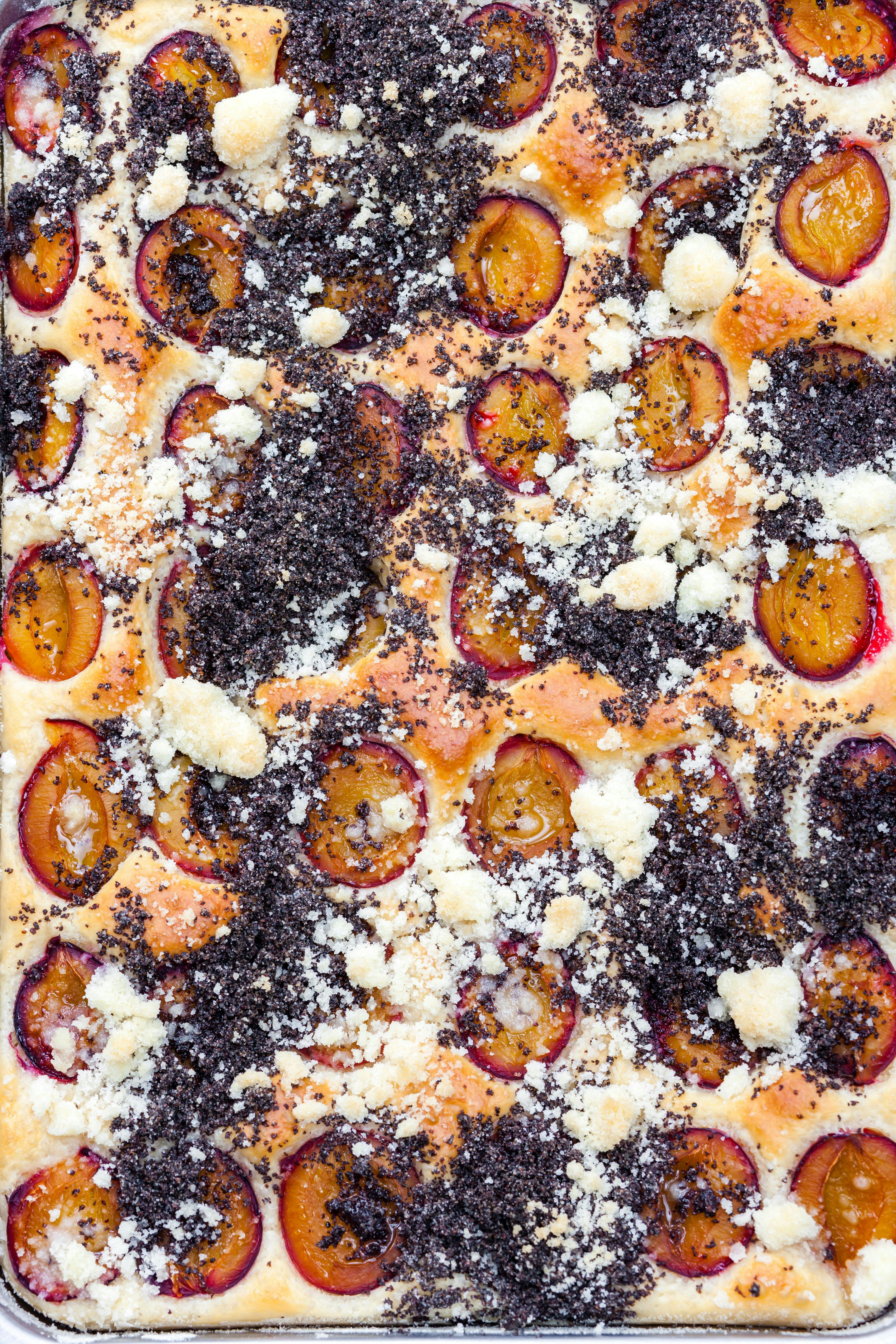 Omas Rezept für Pflaumen-Streuselkuchen mit Pudding und Mohn: So lecker!